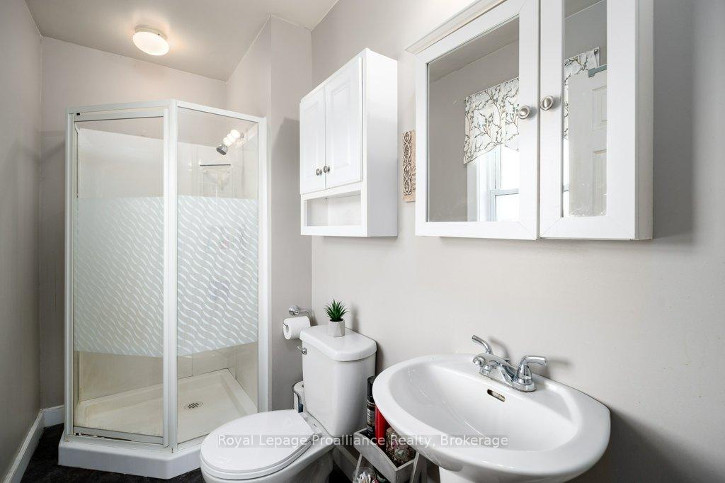 Photo 26 of 1075 Enright Road, Tyendinaga, Tyendinaga Township — HOMEH