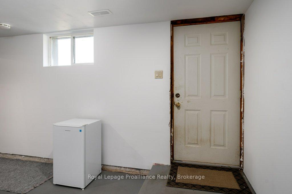 Photo 35 of 1075 Enright Road, Tyendinaga, Tyendinaga Township — HOMEH