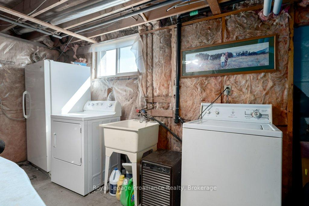 Photo 36 of 1075 Enright Road, Tyendinaga, Tyendinaga Township — HOMEH