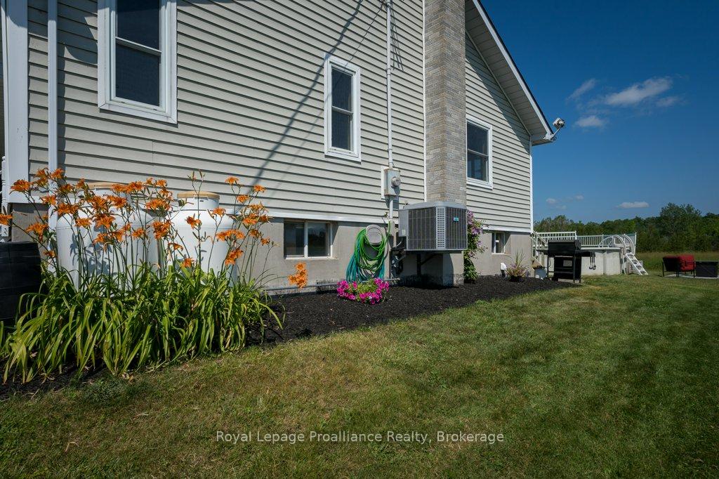 Photo 45 of 1075 Enright Road, Tyendinaga, Tyendinaga Township — HOMEH