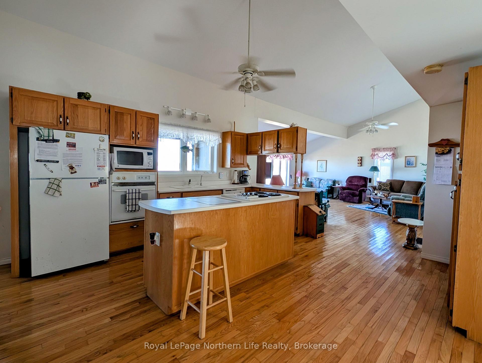 Photo 13 of 501182 Berry Road, Timiskaming, TIM - Outside - Rural — HOMEH