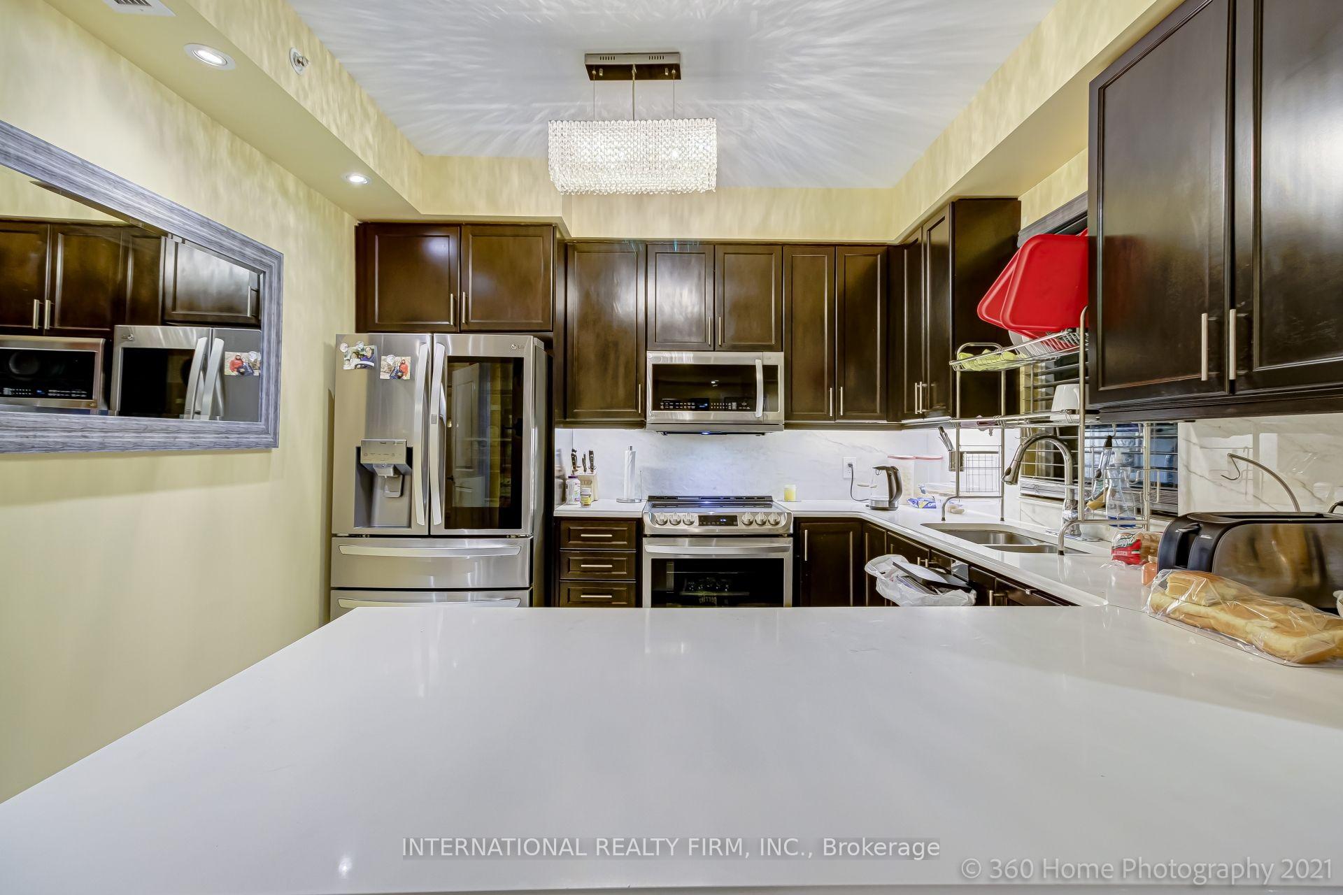 Photo 8 of Unit 1105, 9255 Jane Street, Vaughan, Maple — HOMEH