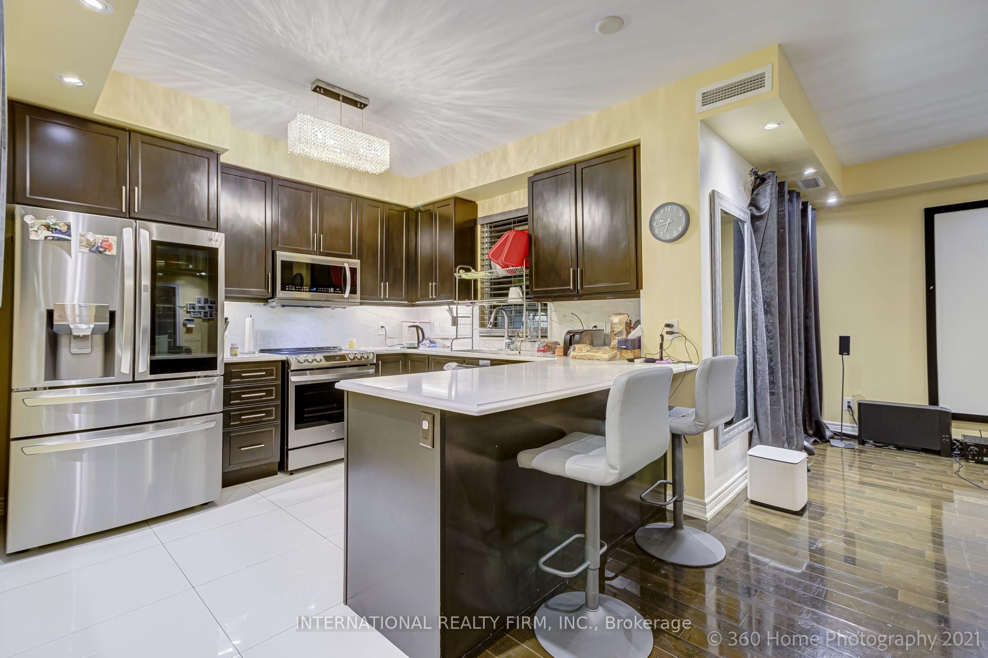 Photo 9 of Unit 1105, 9255 Jane Street, Vaughan, Maple — HOMEH