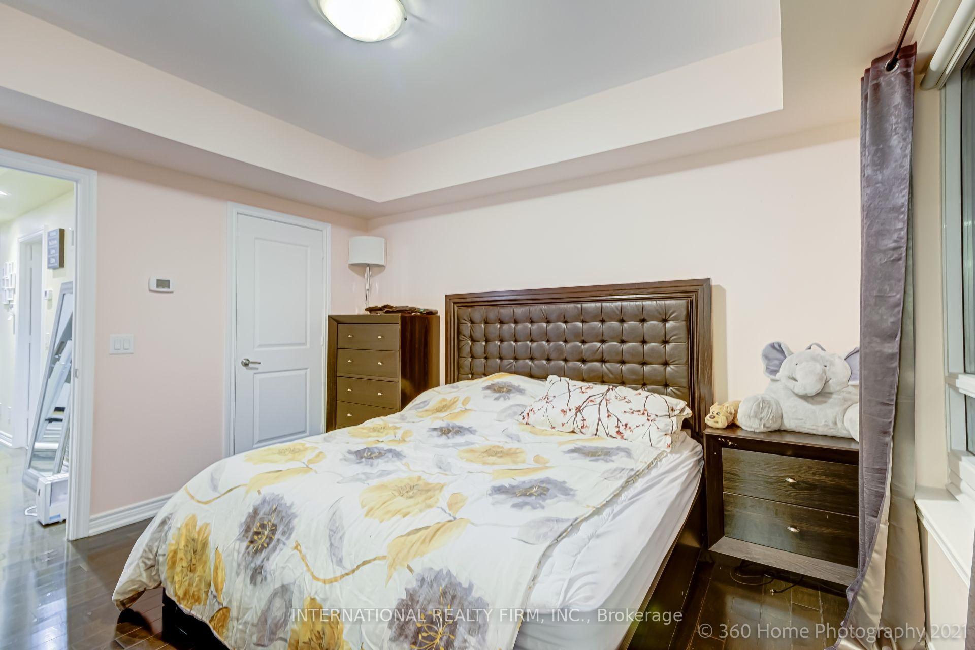 Photo 16 of Unit 1105, 9255 Jane Street, Vaughan, Maple — HOMEH