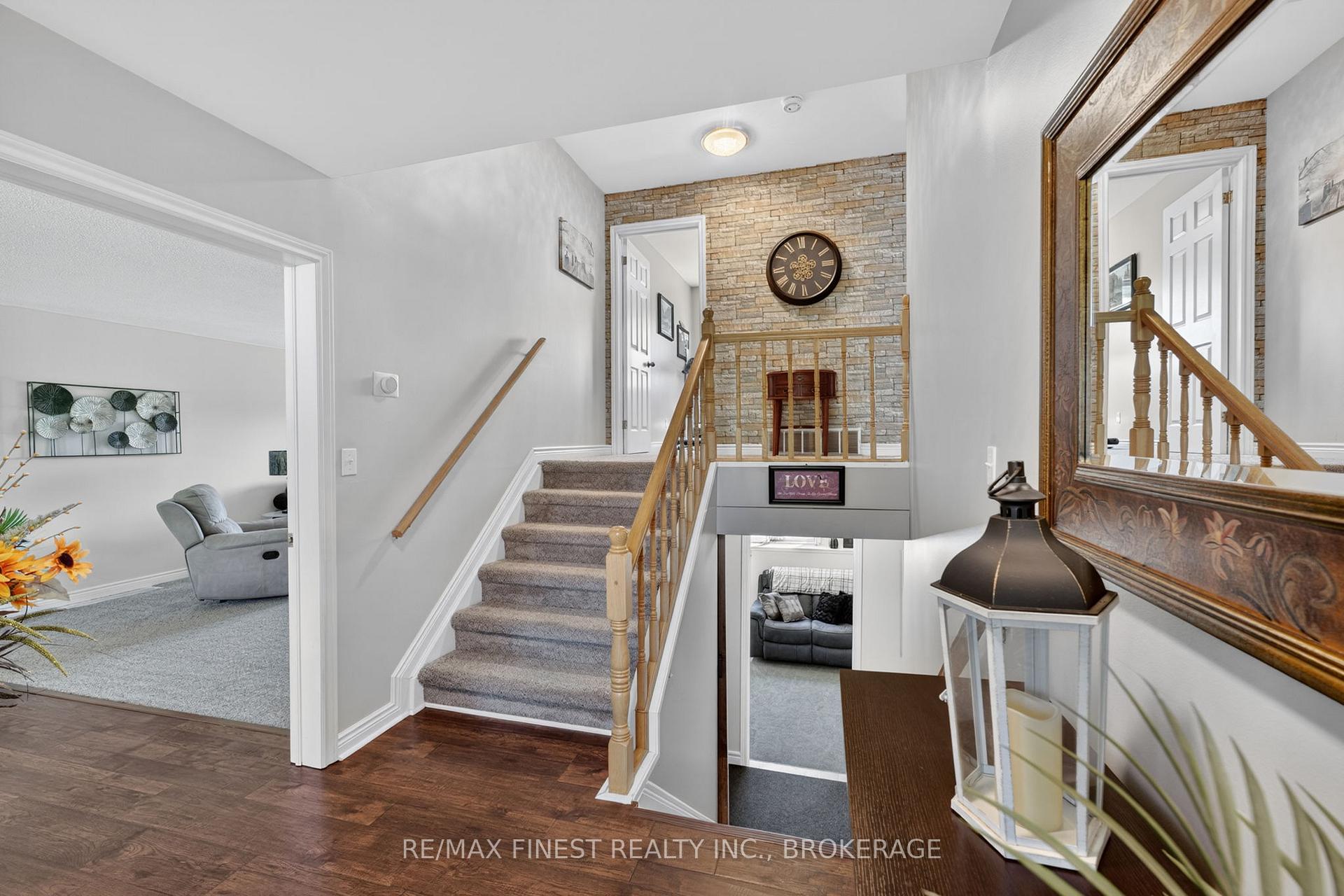 Photo 6 of 3 Mary Avenue, Prince Edward County, Wellington Ward — HOMEH