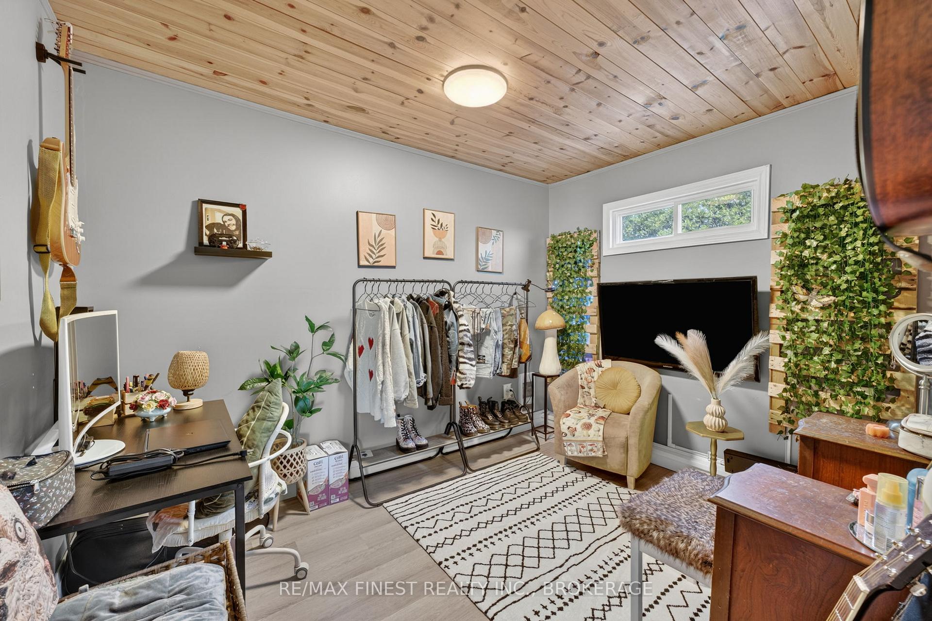 Photo 36 of 3 Mary Avenue, Prince Edward County, Wellington Ward — HOMEH