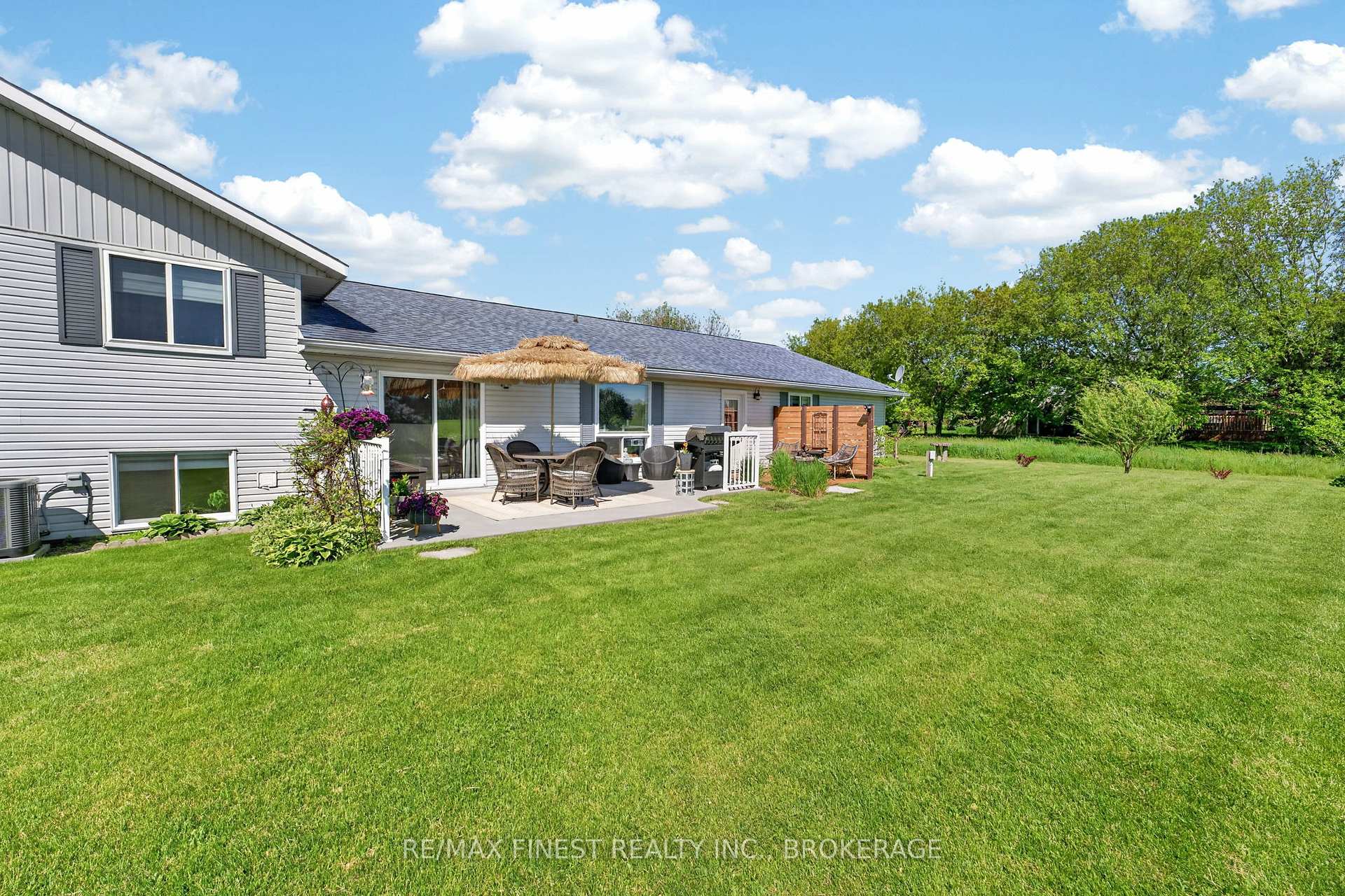 Photo 44 of 3 Mary Avenue, Prince Edward County, Wellington Ward — HOMEH