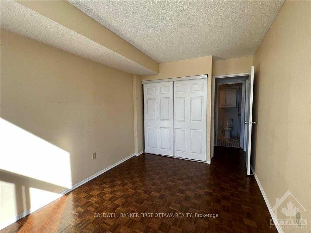 Photo 15 of Unit 307, 2759 Carousel Crescent, Ottawa, Emerald Woods/Sawmill Creek — HOMEH