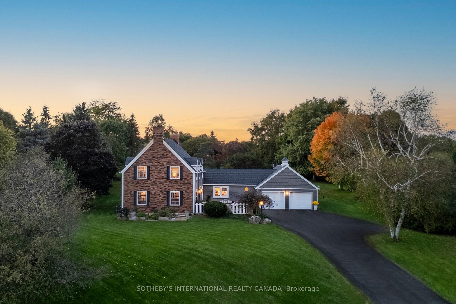 Photo 2 of 331 Wheelihan Way, Milton, Campbellville — HOMEH