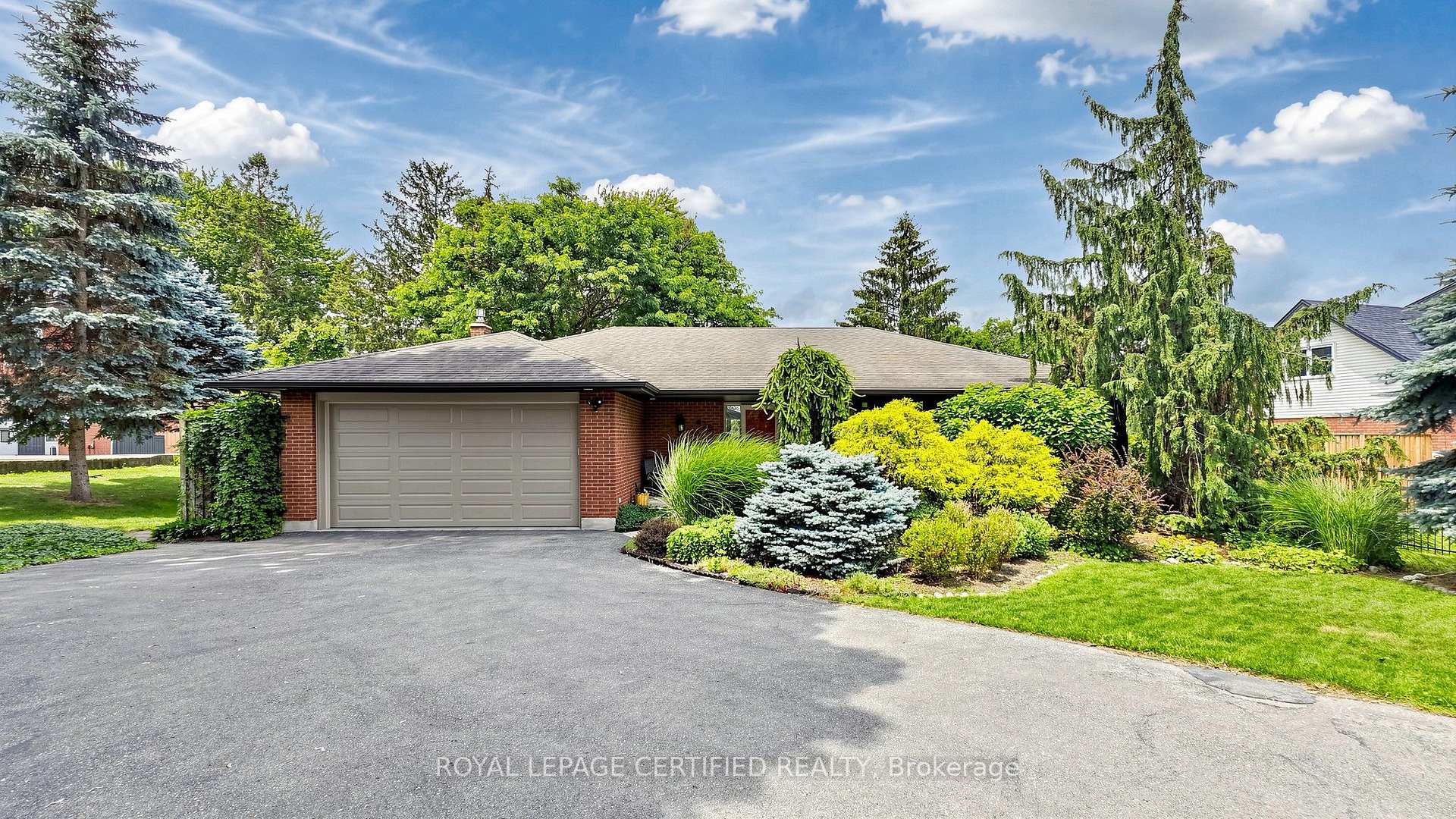 Photo 2 of 438 Lexington Road, Waterloo, Lexington — HOMEH