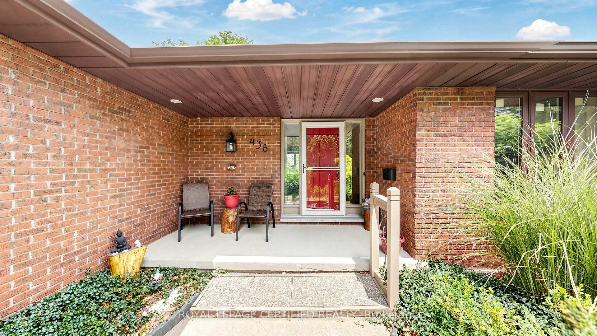 Photo 4 of 438 Lexington Road, Waterloo, Lexington — HOMEH