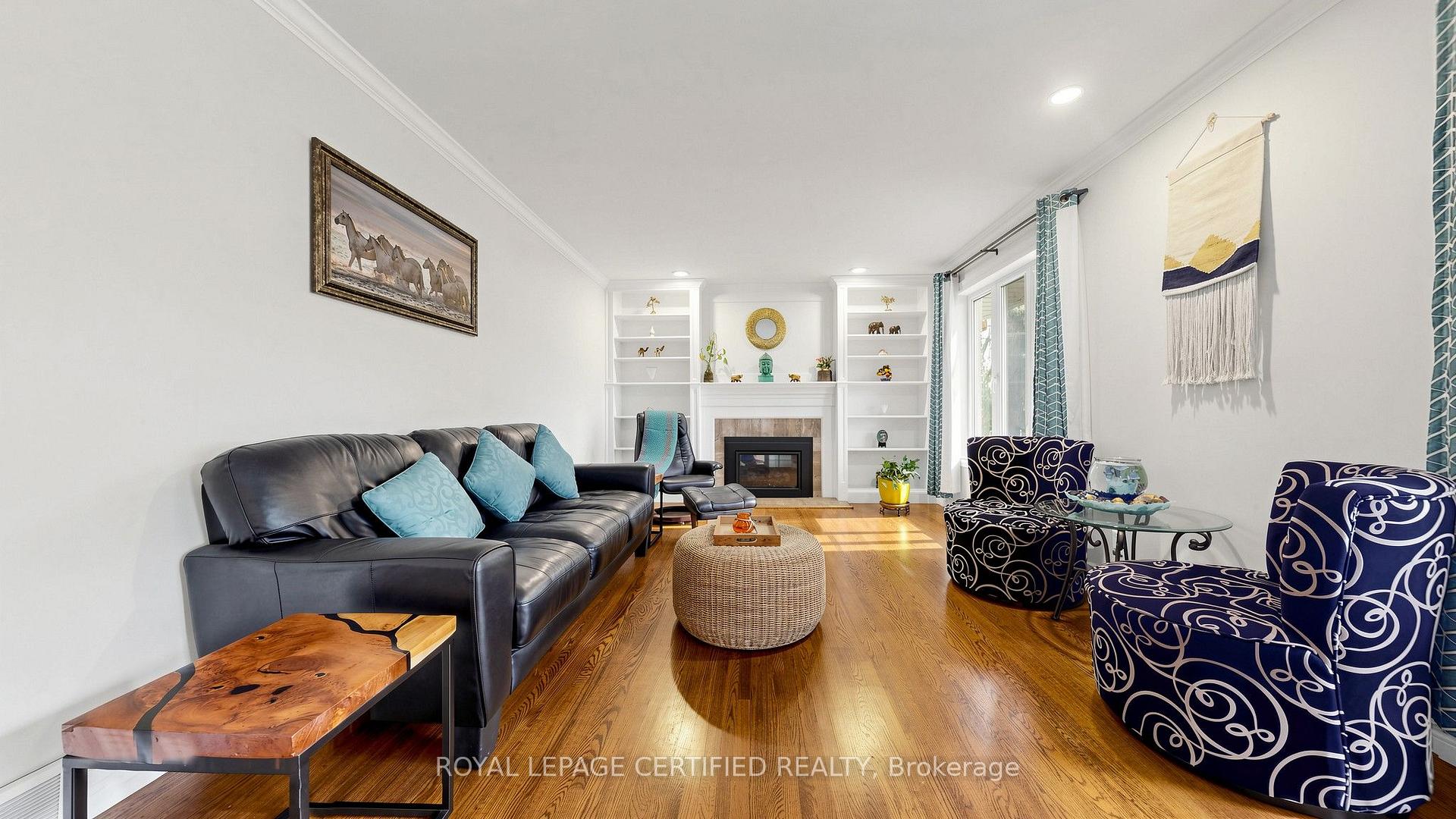 Photo 9 of 438 Lexington Road, Waterloo, Lexington — HOMEH