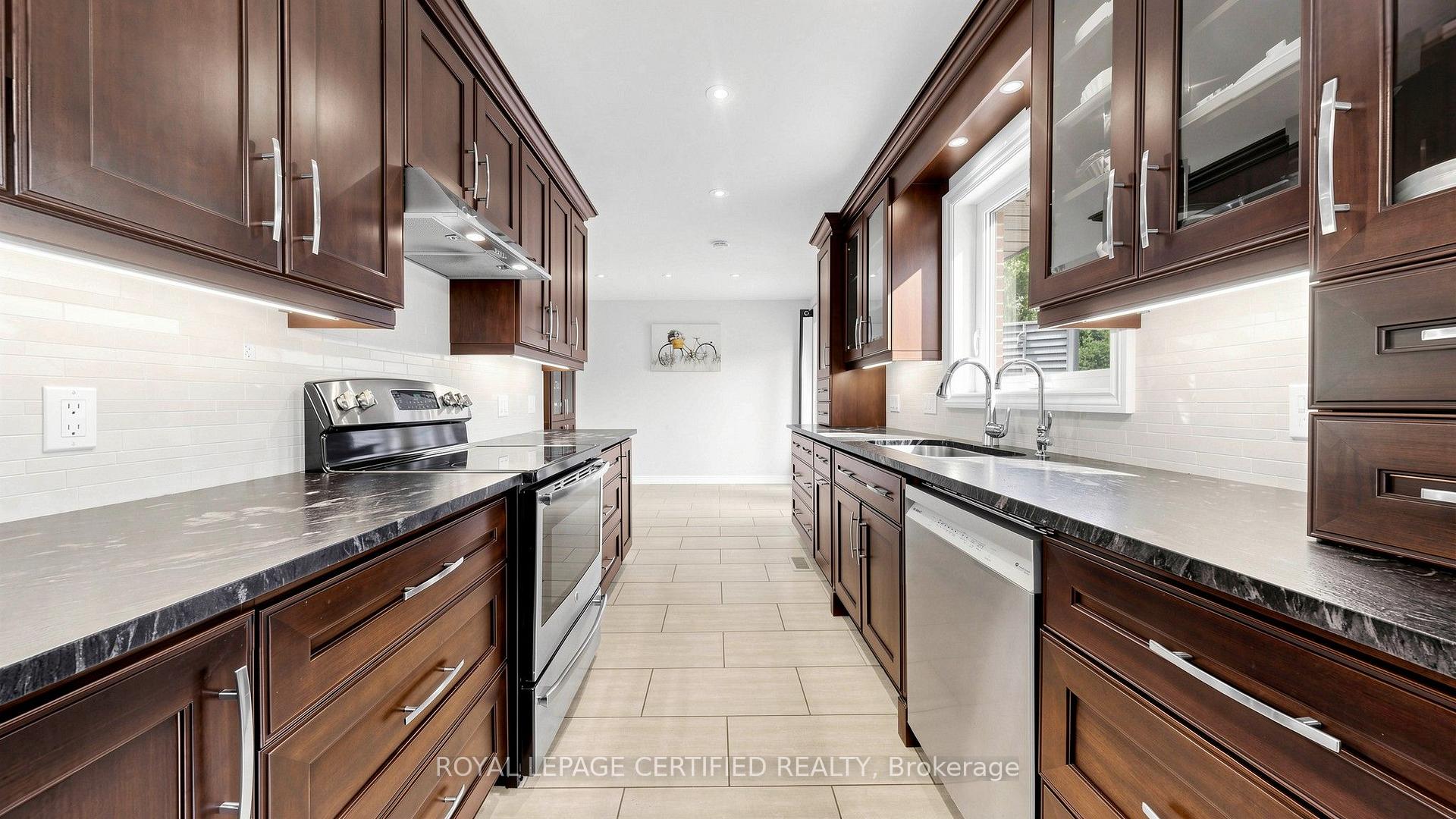 Photo 13 of 438 Lexington Road, Waterloo, Lexington — HOMEH