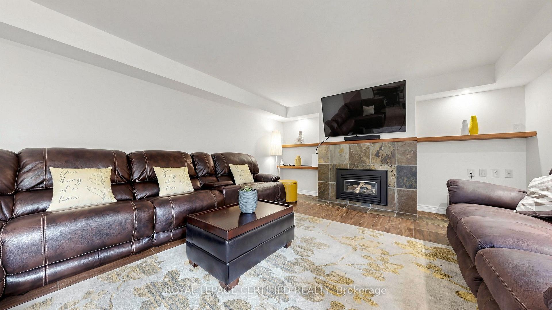 Photo 32 of 438 Lexington Road, Waterloo, Lexington — HOMEH