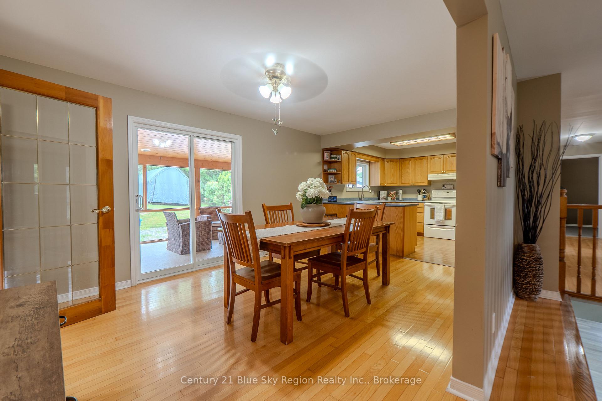 Photo 7 of 144 Collins Drive, North Bay, Airport — HOMEH