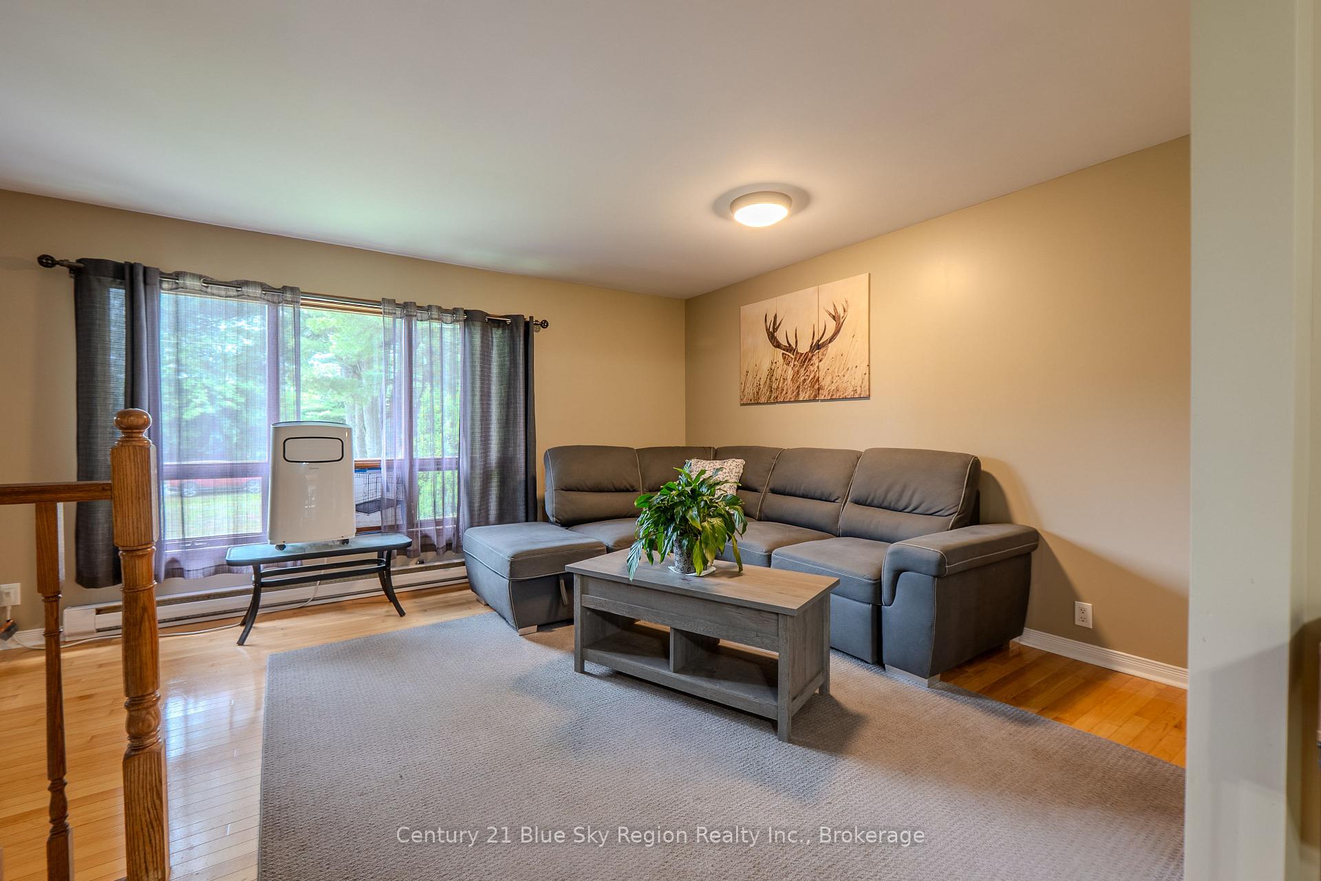 Photo 12 of 144 Collins Drive, North Bay, Airport — HOMEH