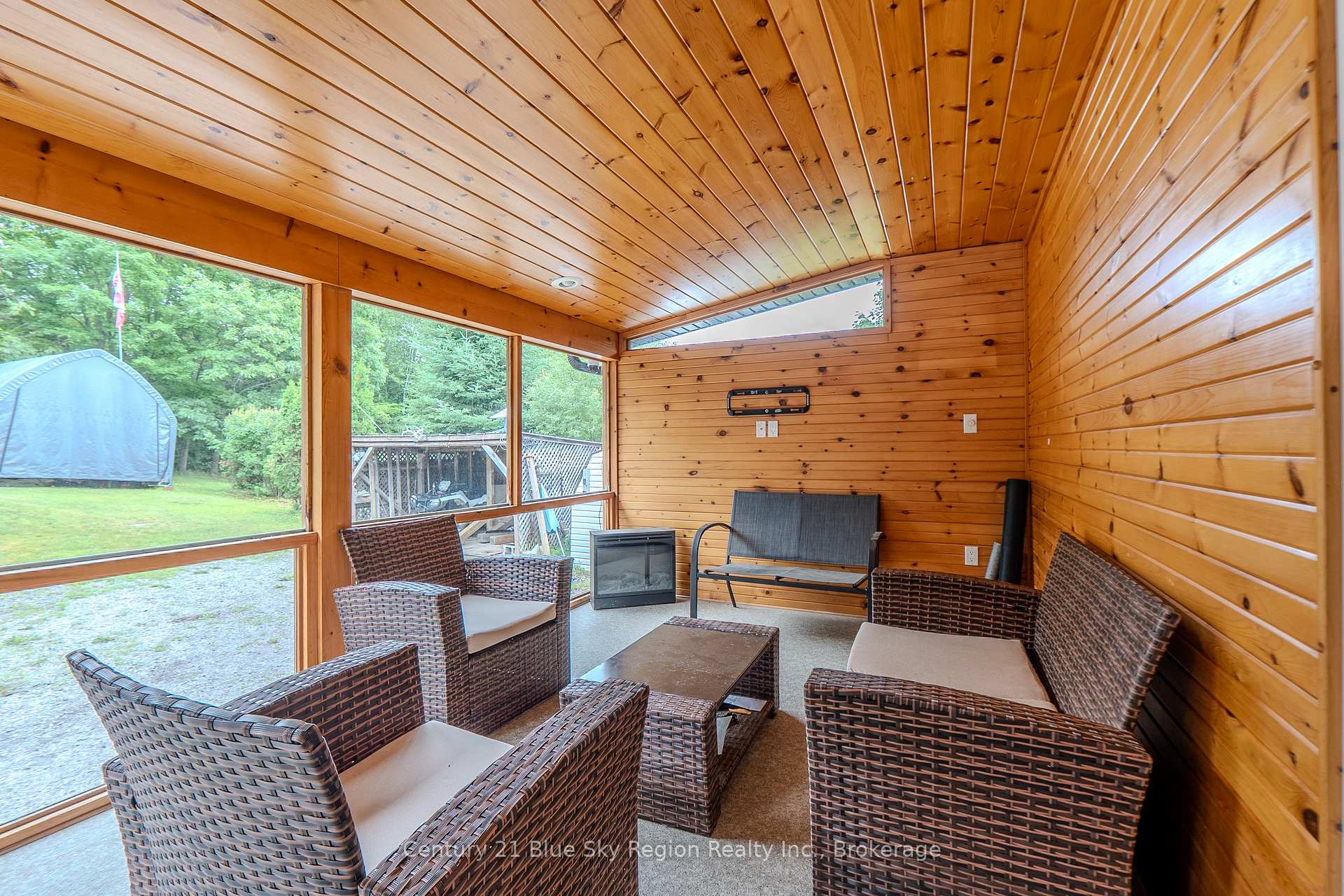 Photo 15 of 144 Collins Drive, North Bay, Airport — HOMEH
