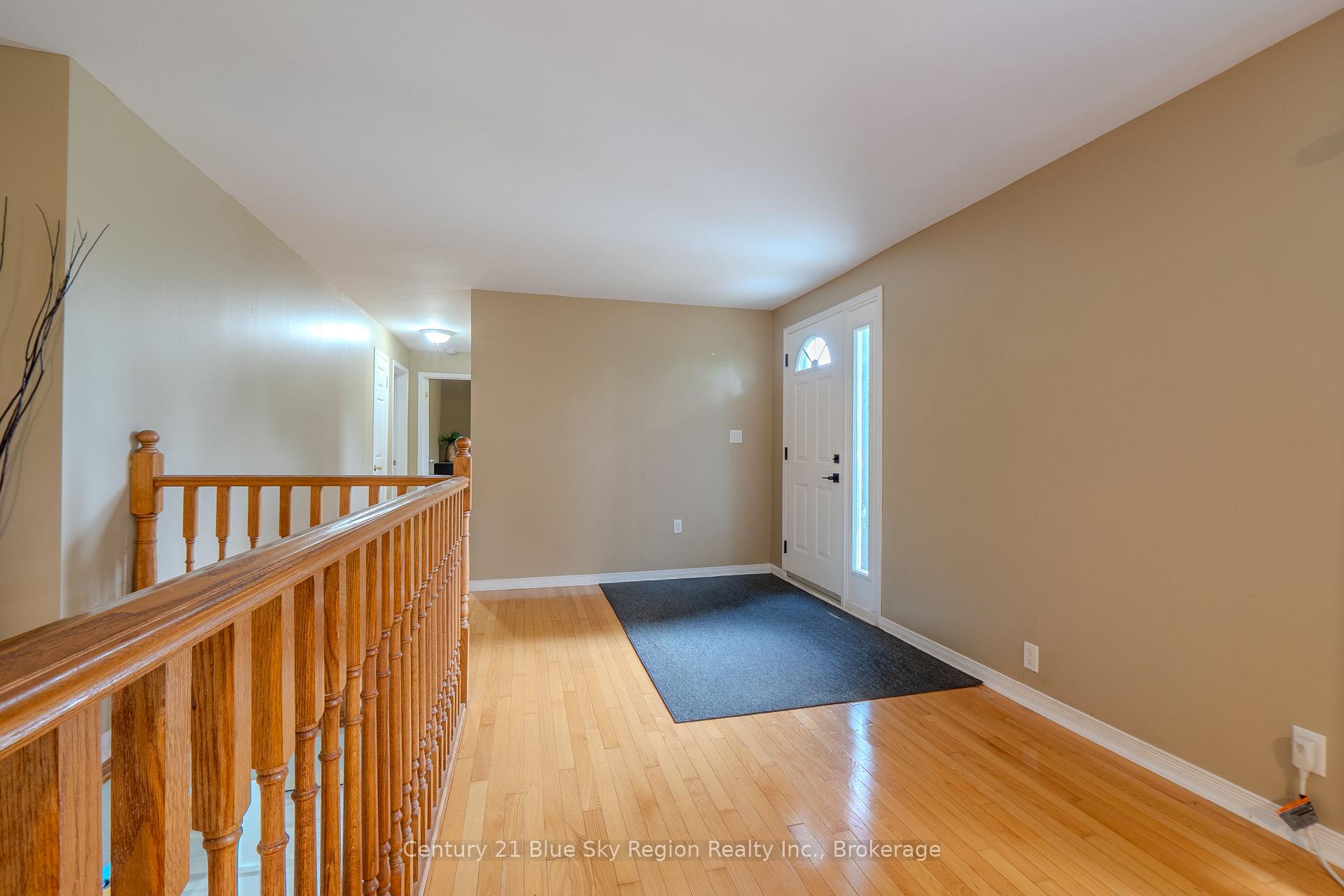 Photo 16 of 144 Collins Drive, North Bay, Airport — HOMEH