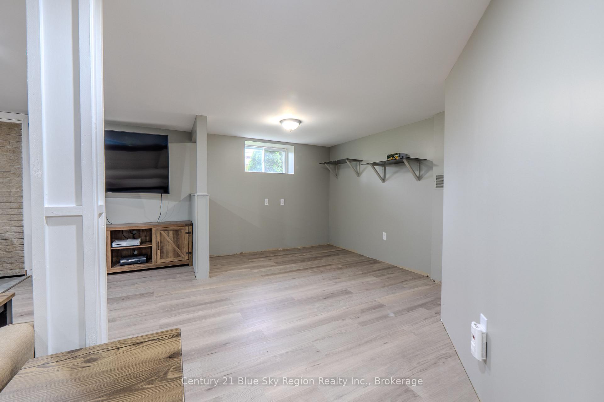 Photo 27 of 144 Collins Drive, North Bay, Airport — HOMEH