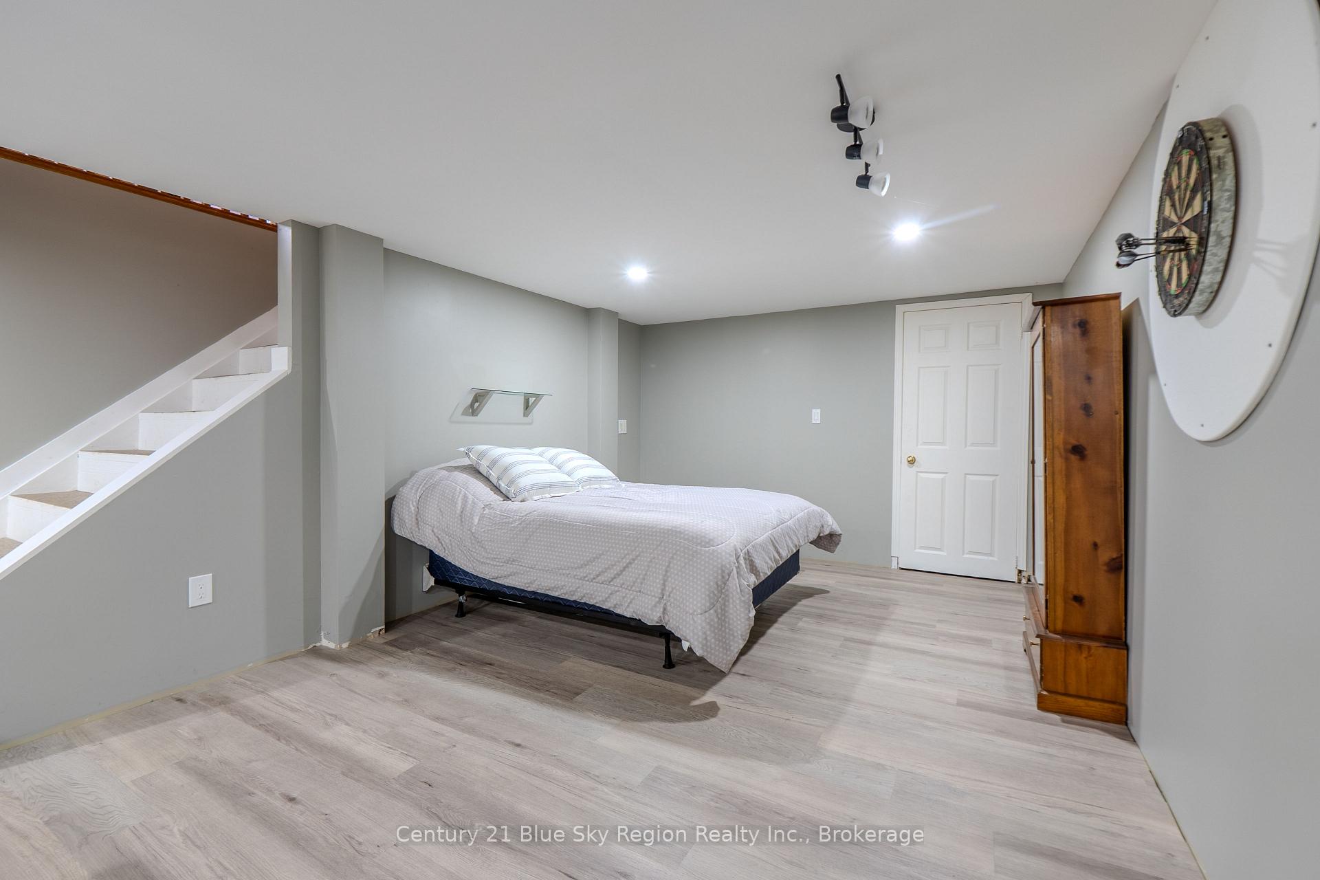 Photo 29 of 144 Collins Drive, North Bay, Airport — HOMEH