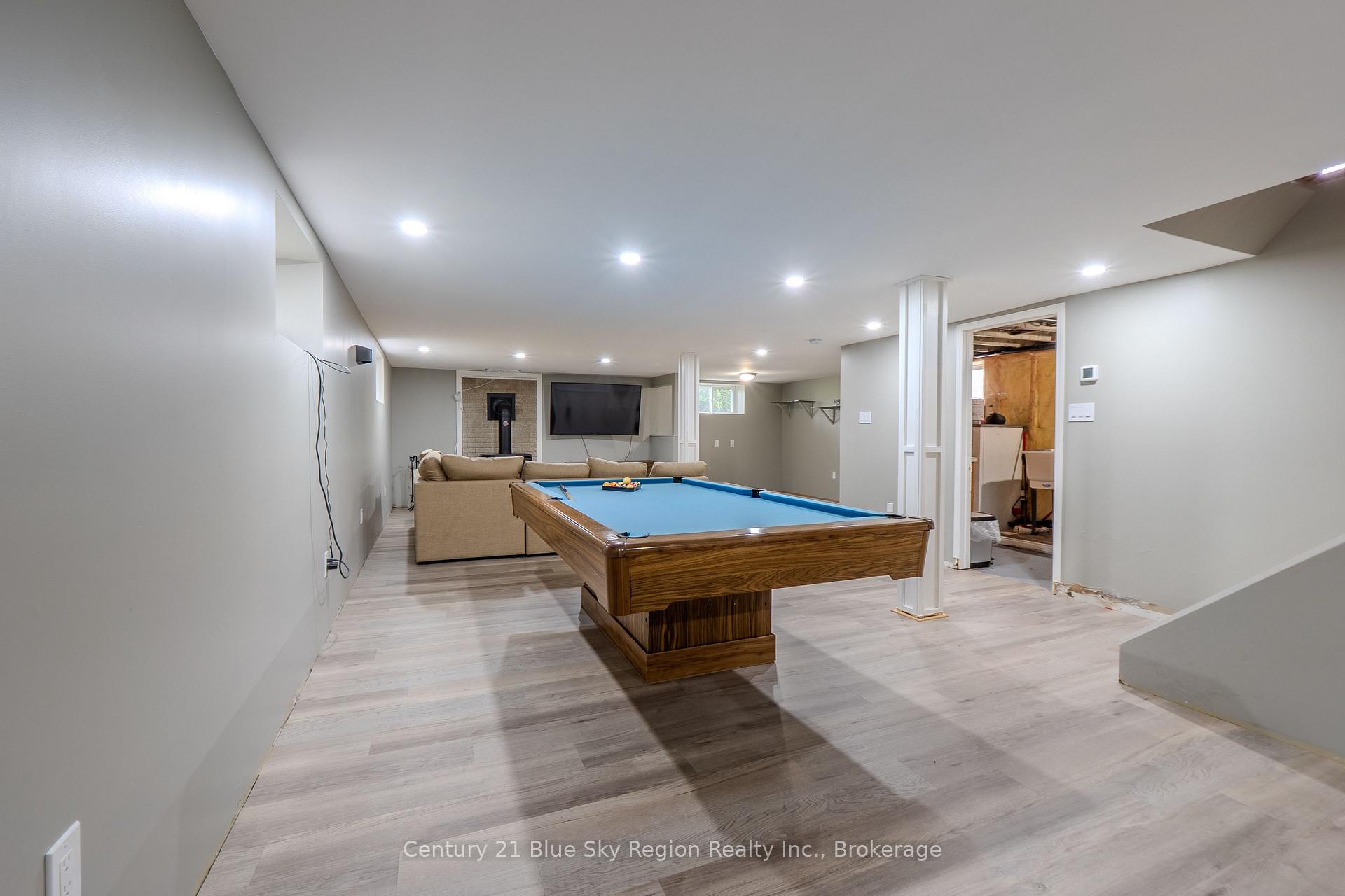 Photo 31 of 144 Collins Drive, North Bay, Airport — HOMEH