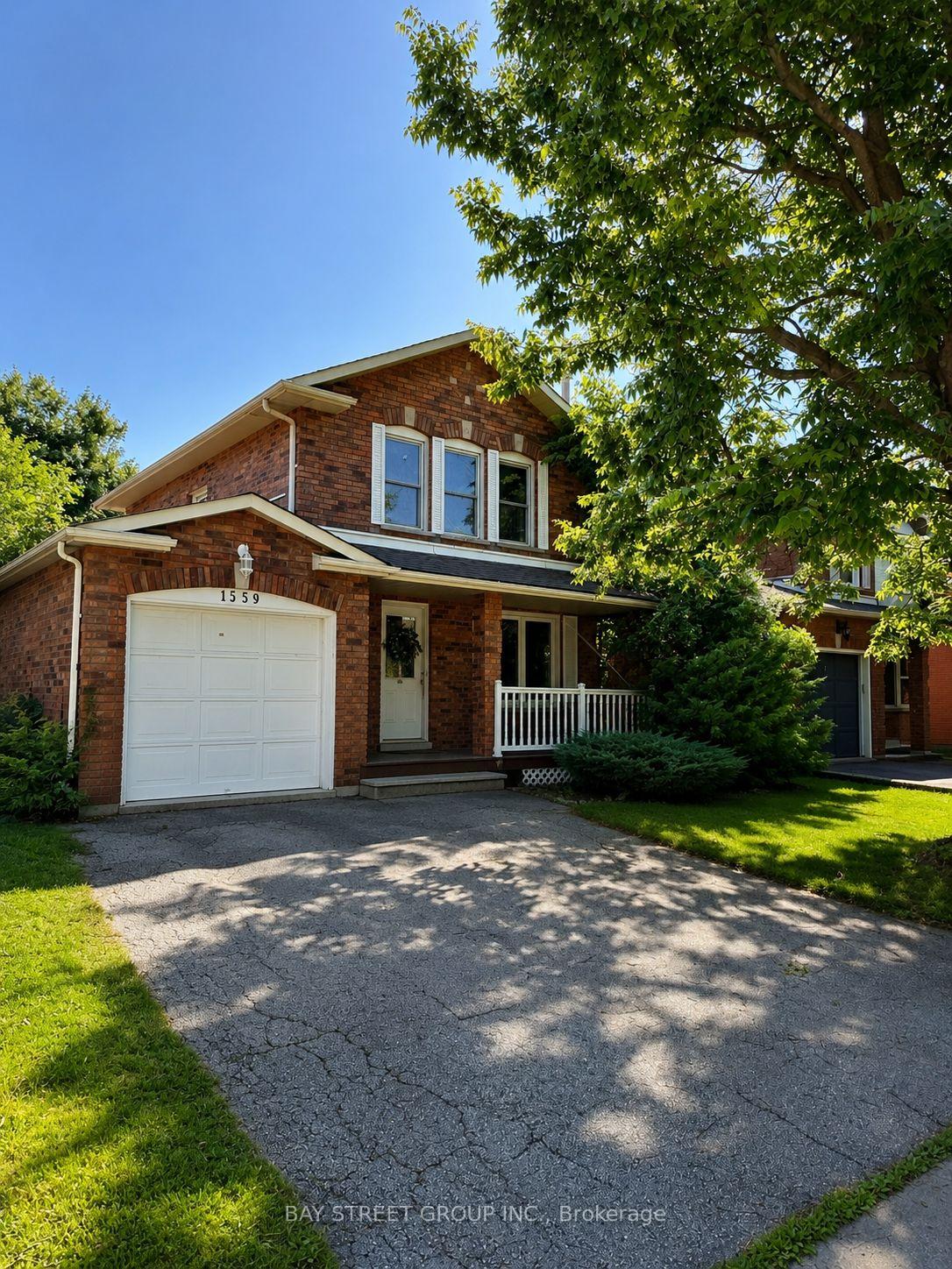 Photo 2 of 1559 Parish Lane, Oakville, Glen Abbey — HOMEH