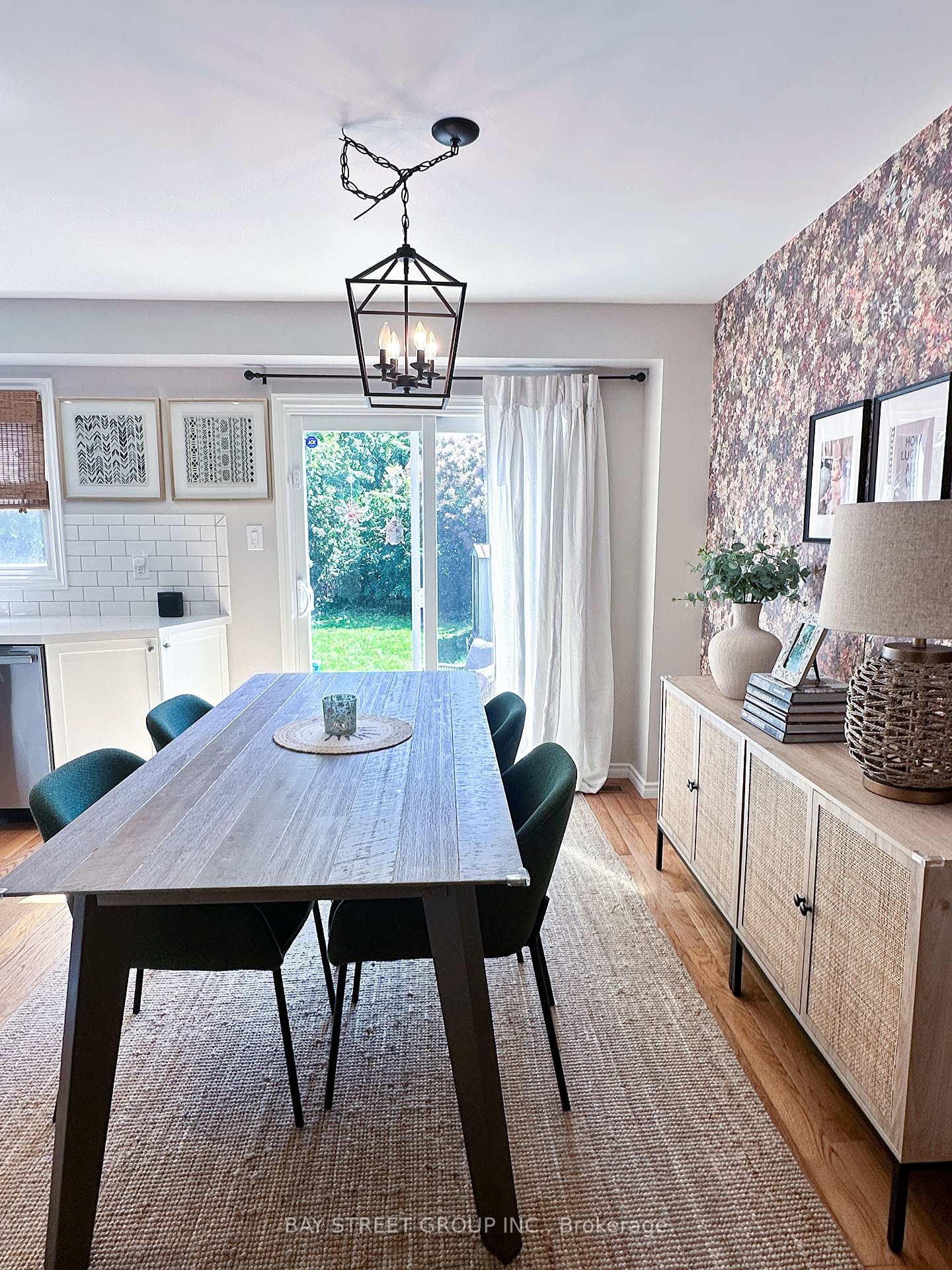 Photo 10 of 1559 Parish Lane, Oakville, Glen Abbey — HOMEH