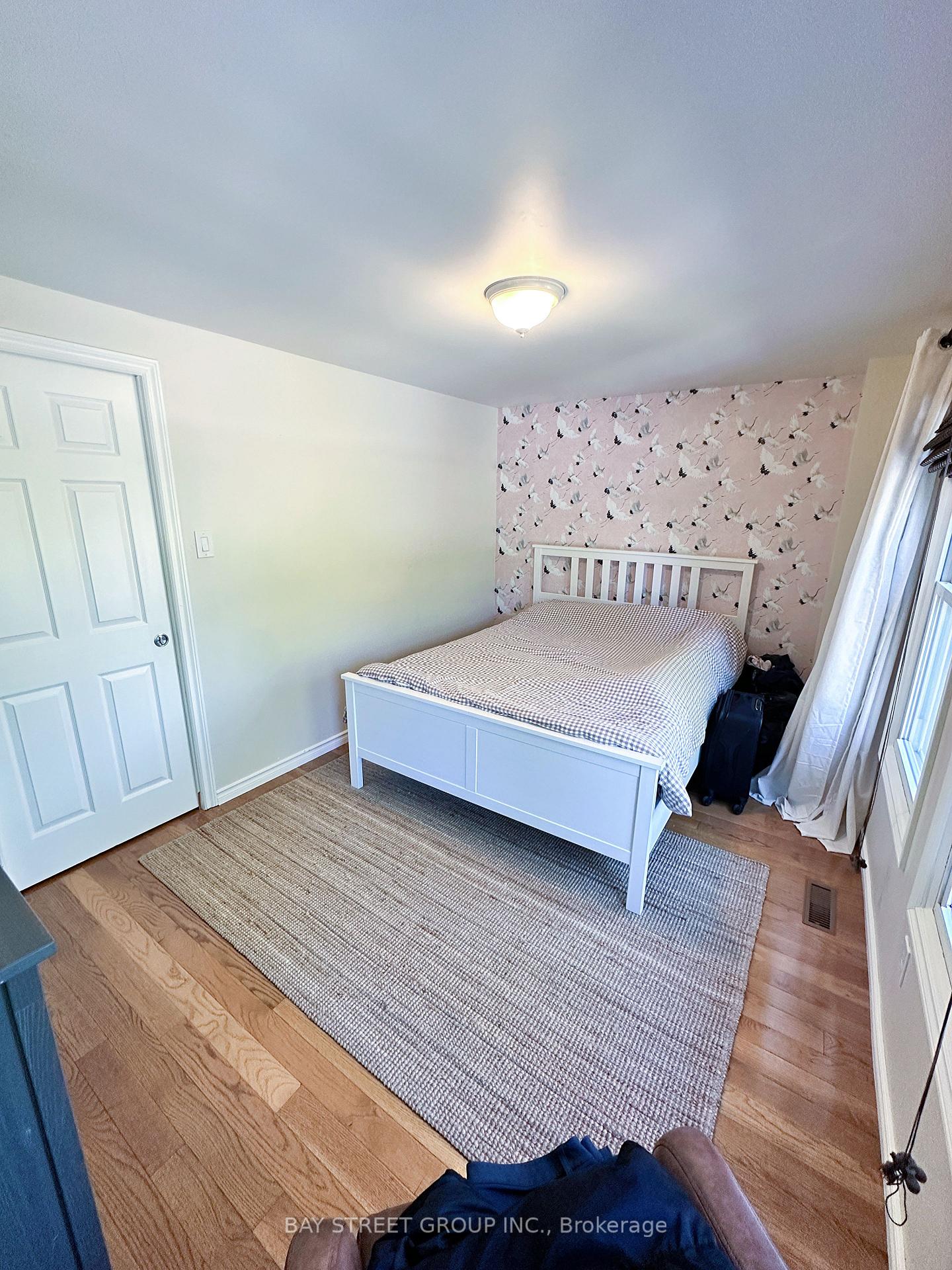 Photo 13 of 1559 Parish Lane, Oakville, Glen Abbey — HOMEH
