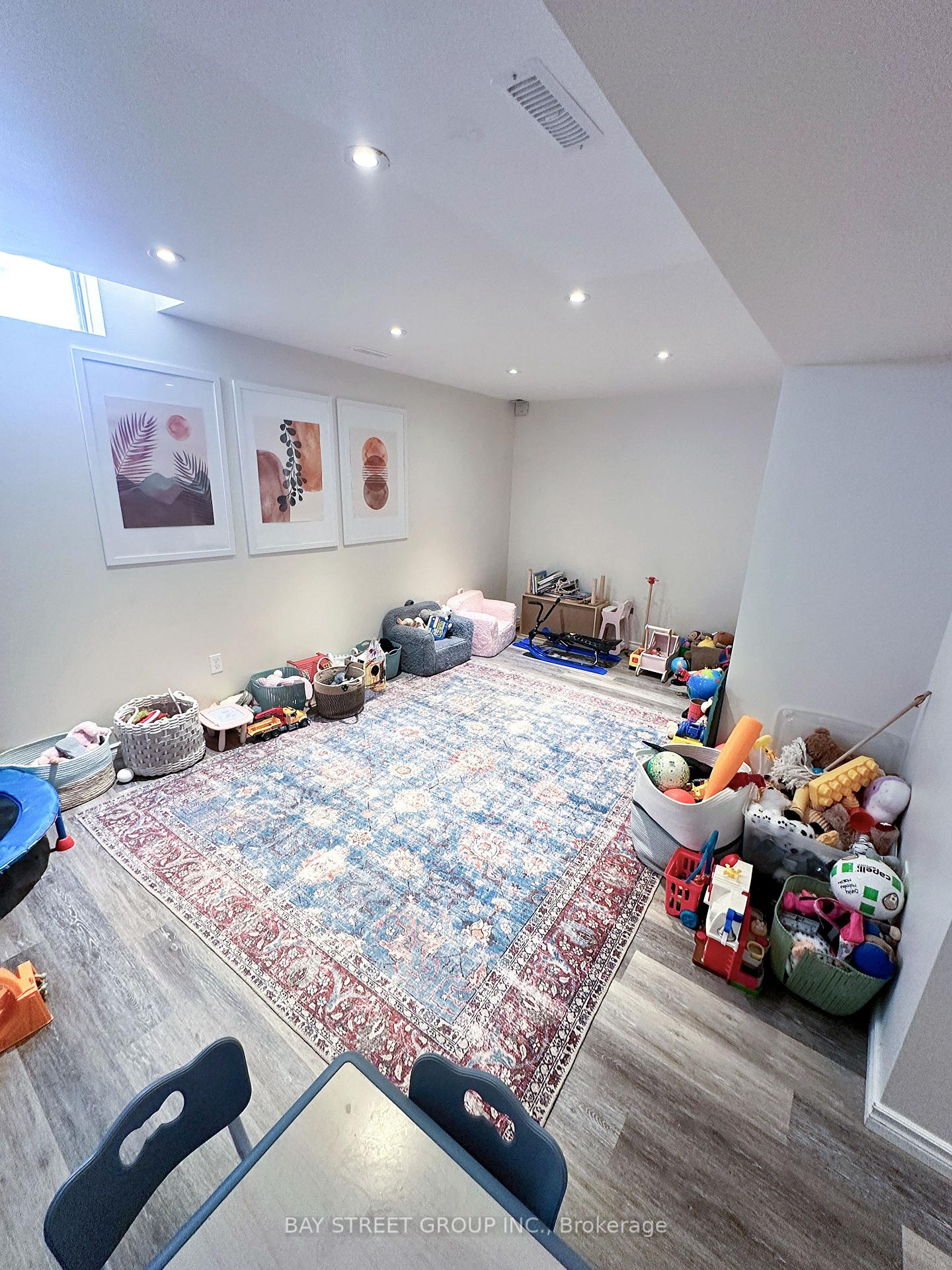 Photo 26 of 1559 Parish Lane, Oakville, Glen Abbey — HOMEH