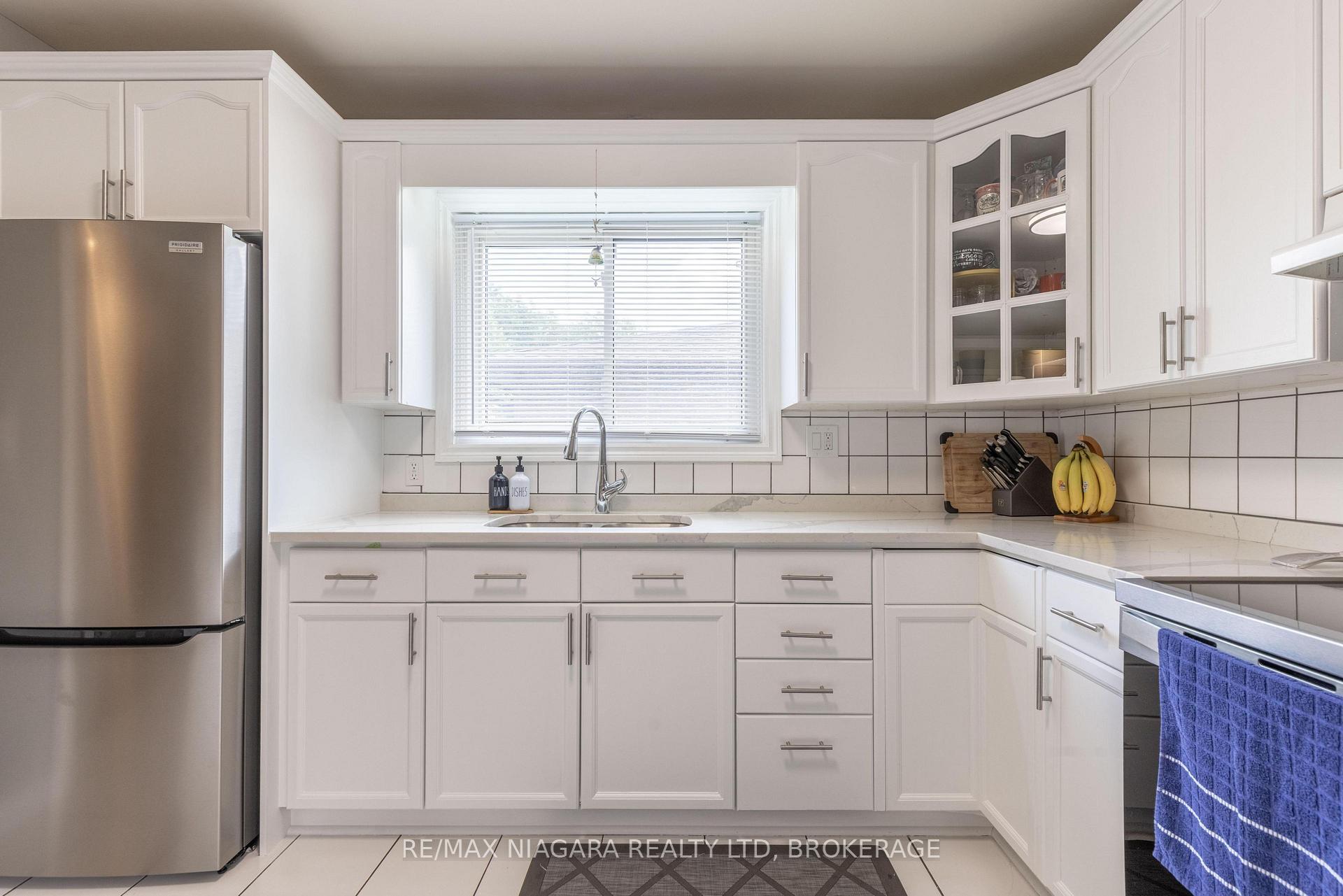 Photo 8 of 6555 Doreen Drive, Niagara Falls, Morrison — HOMEH
