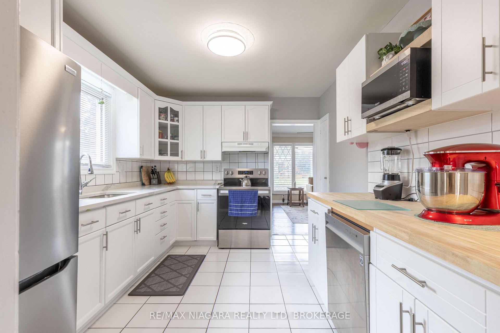 Photo 9 of 6555 Doreen Drive, Niagara Falls, Morrison — HOMEH