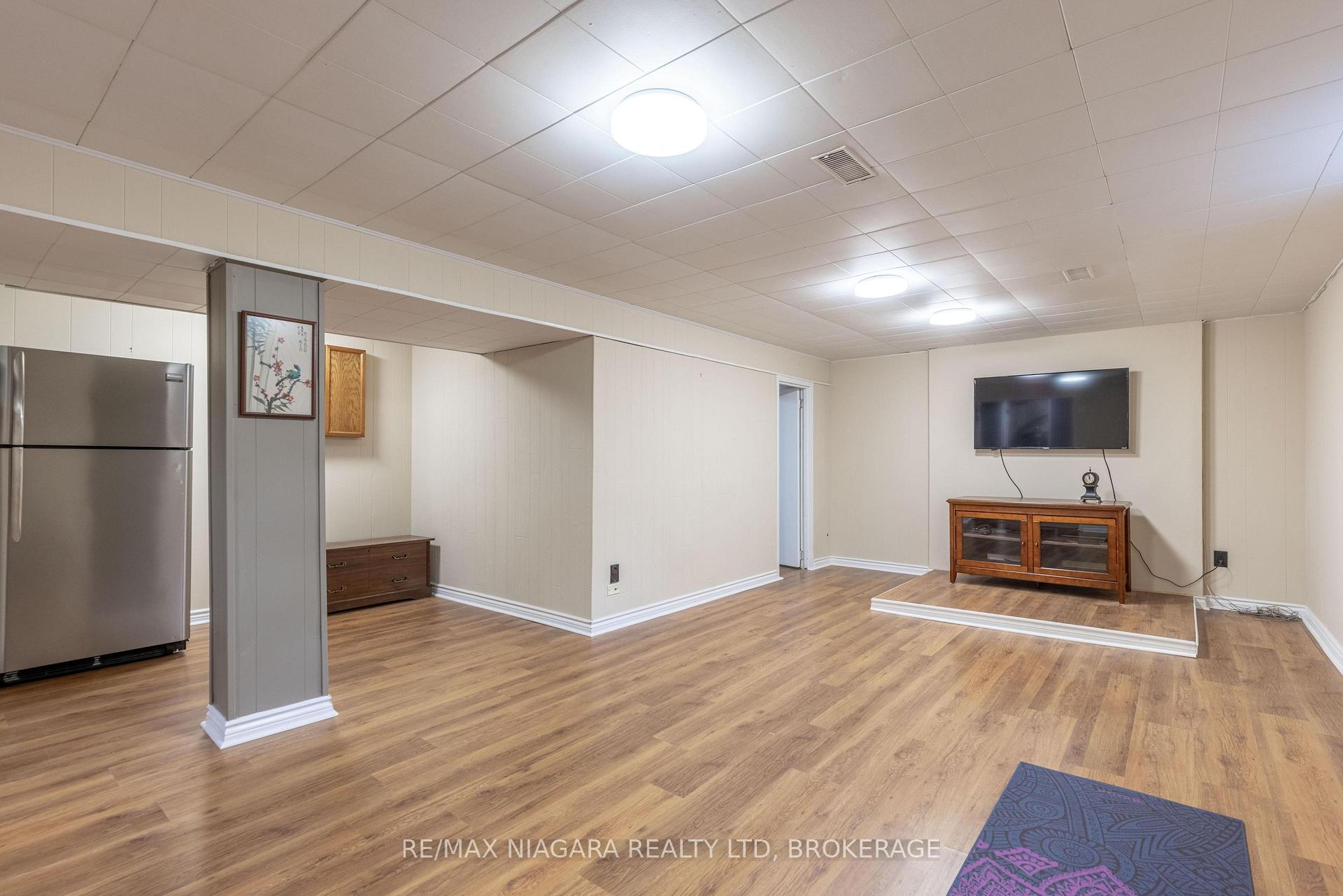 Photo 19 of 6555 Doreen Drive, Niagara Falls, Morrison — HOMEH