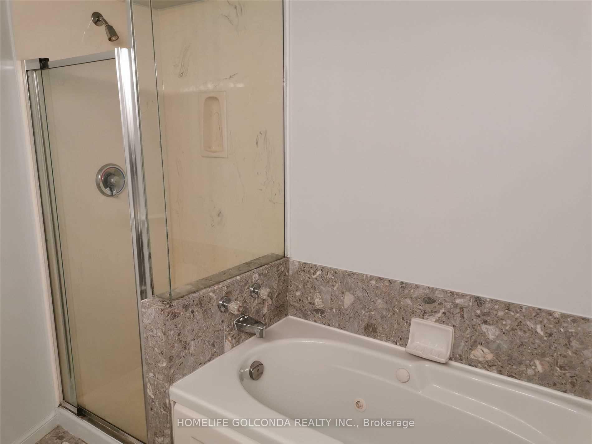 Photo 10 of Unit 616, 7 Carlton Street, Toronto, Church-Yonge Corridor — HOMEH