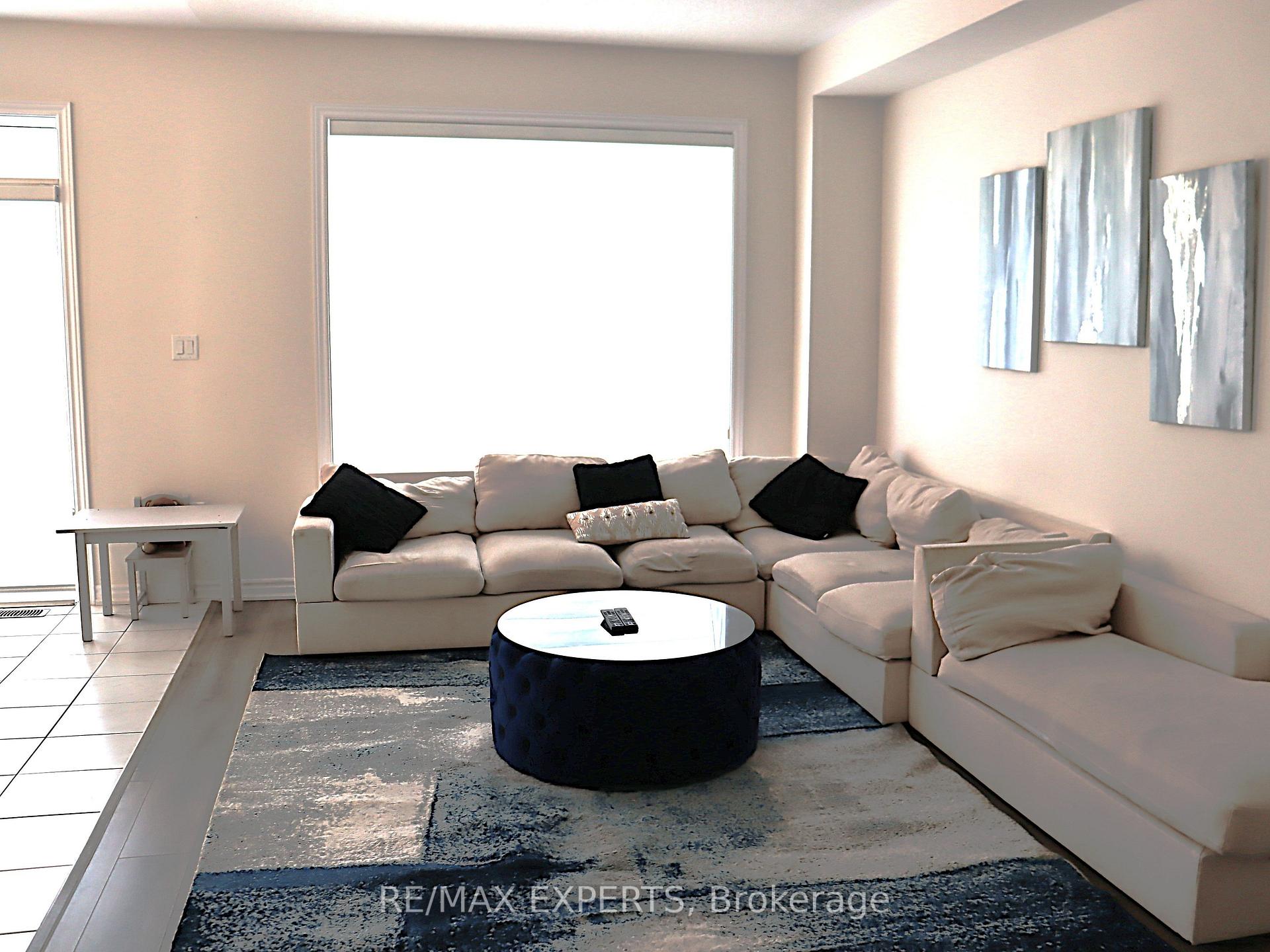 Photo 14 of 2265 Grainger Loop, Innisfil, Rural Innisfil — HOMEH