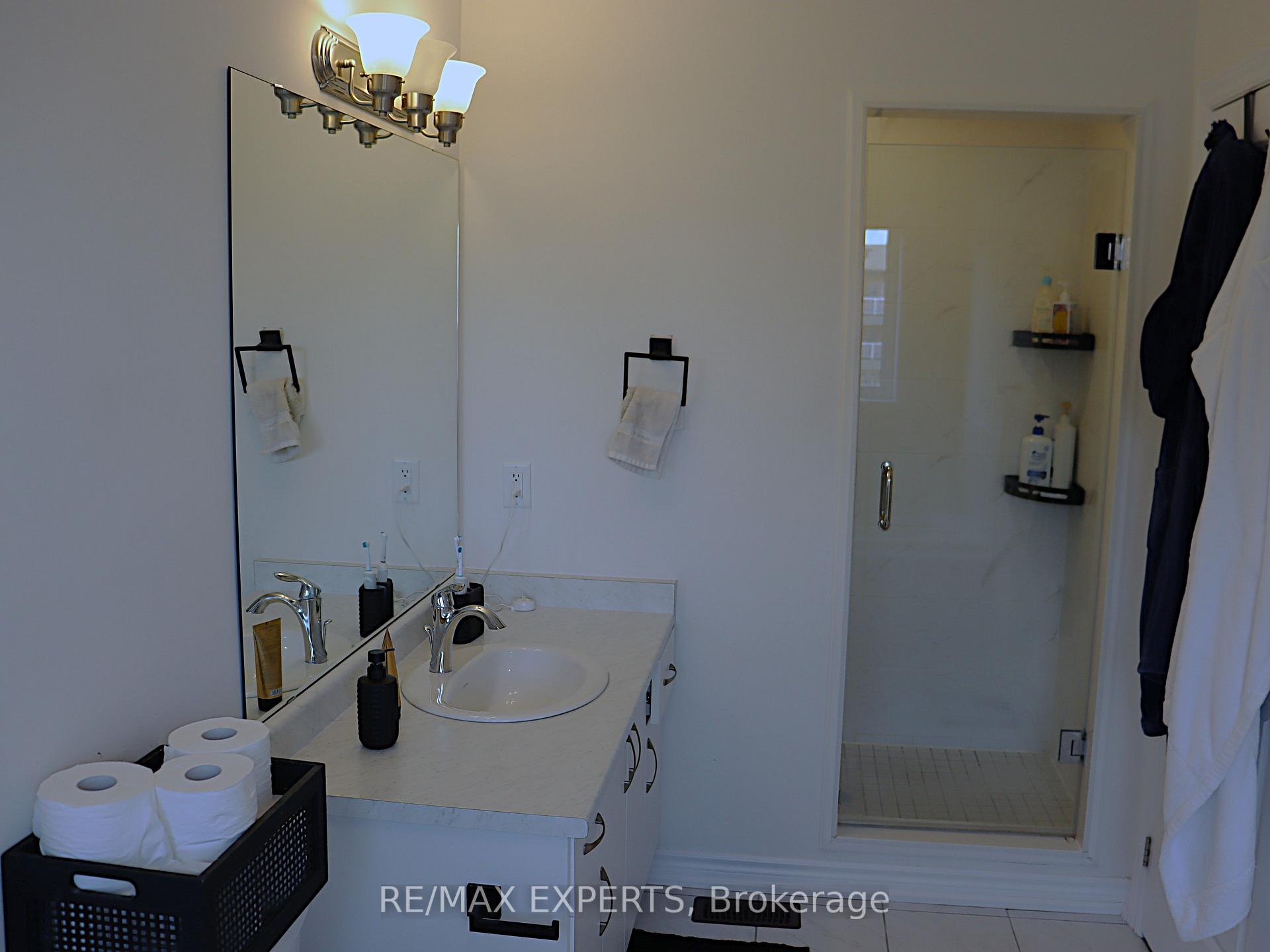 Photo 27 of 2265 Grainger Loop, Innisfil, Rural Innisfil — HOMEH