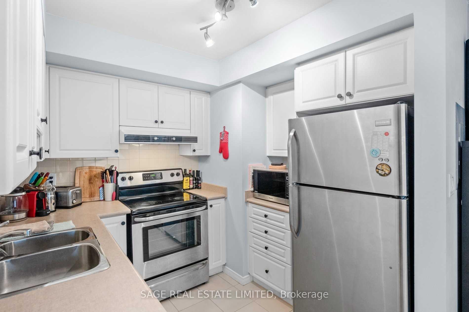 Photo 3 of Unit 504, 230 King Street E, Toronto, Moss Park — HOMEH