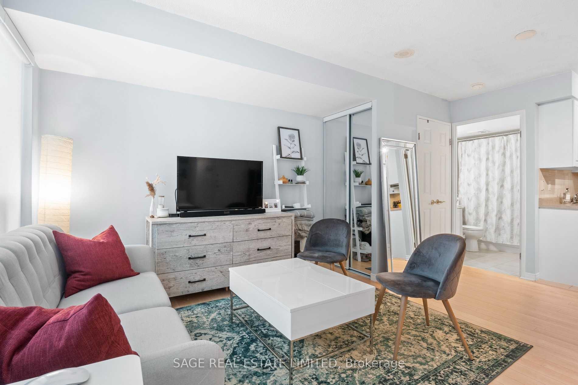 Photo 9 of Unit 504, 230 King Street E, Toronto, Moss Park — HOMEH