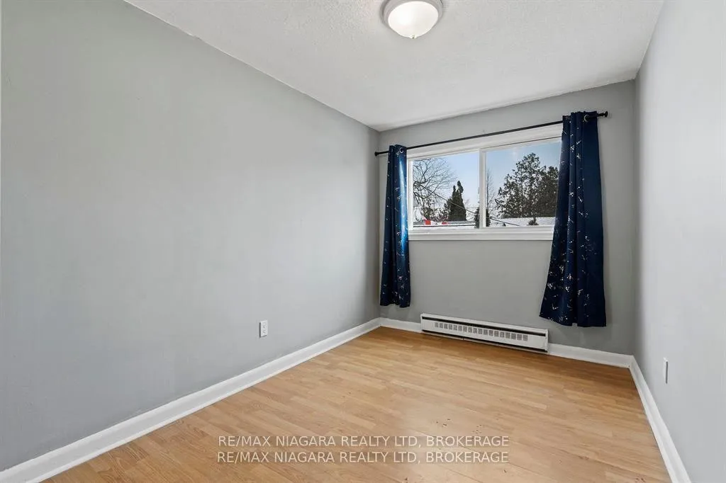 Photo 17 of Unit 2, 27 Main Street, St. Catharines, Port Dalhousie — HOMEH
