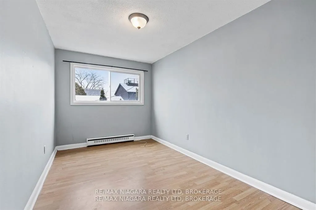 Photo 19 of Unit 2, 27 Main Street, St. Catharines, Port Dalhousie — HOMEH