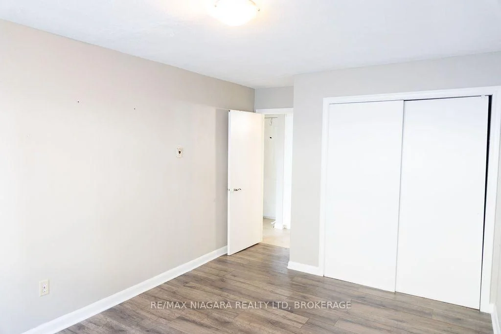 Photo 30 of Unit 2, 27 Main Street, St. Catharines, Port Dalhousie — HOMEH