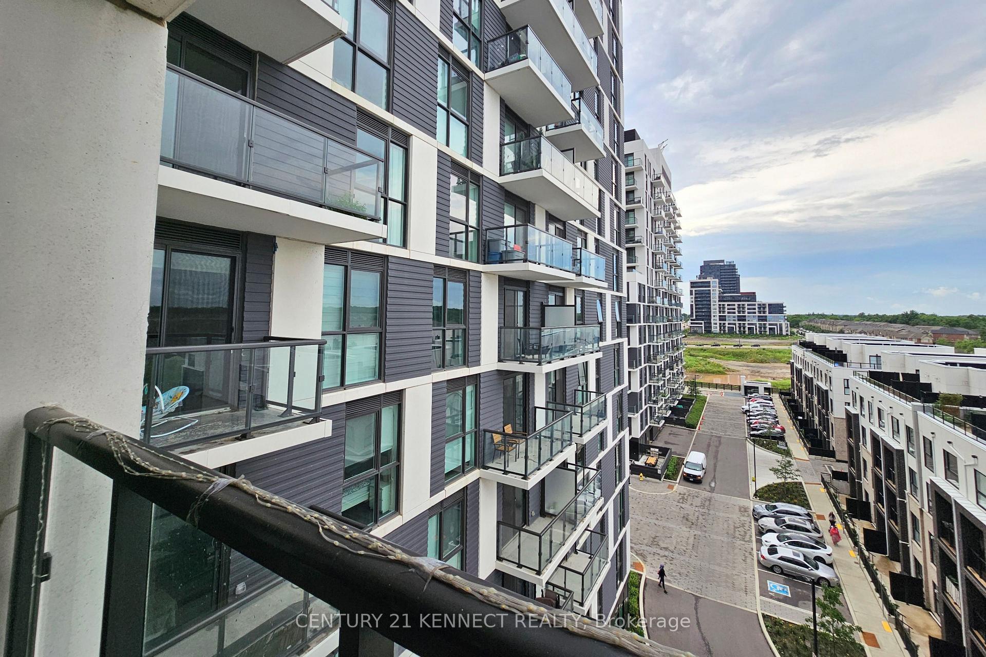 Photo 13 of Unit 702, 335 Wheat Boom Drive, Oakville, Joshua Meadows — HOMEH
