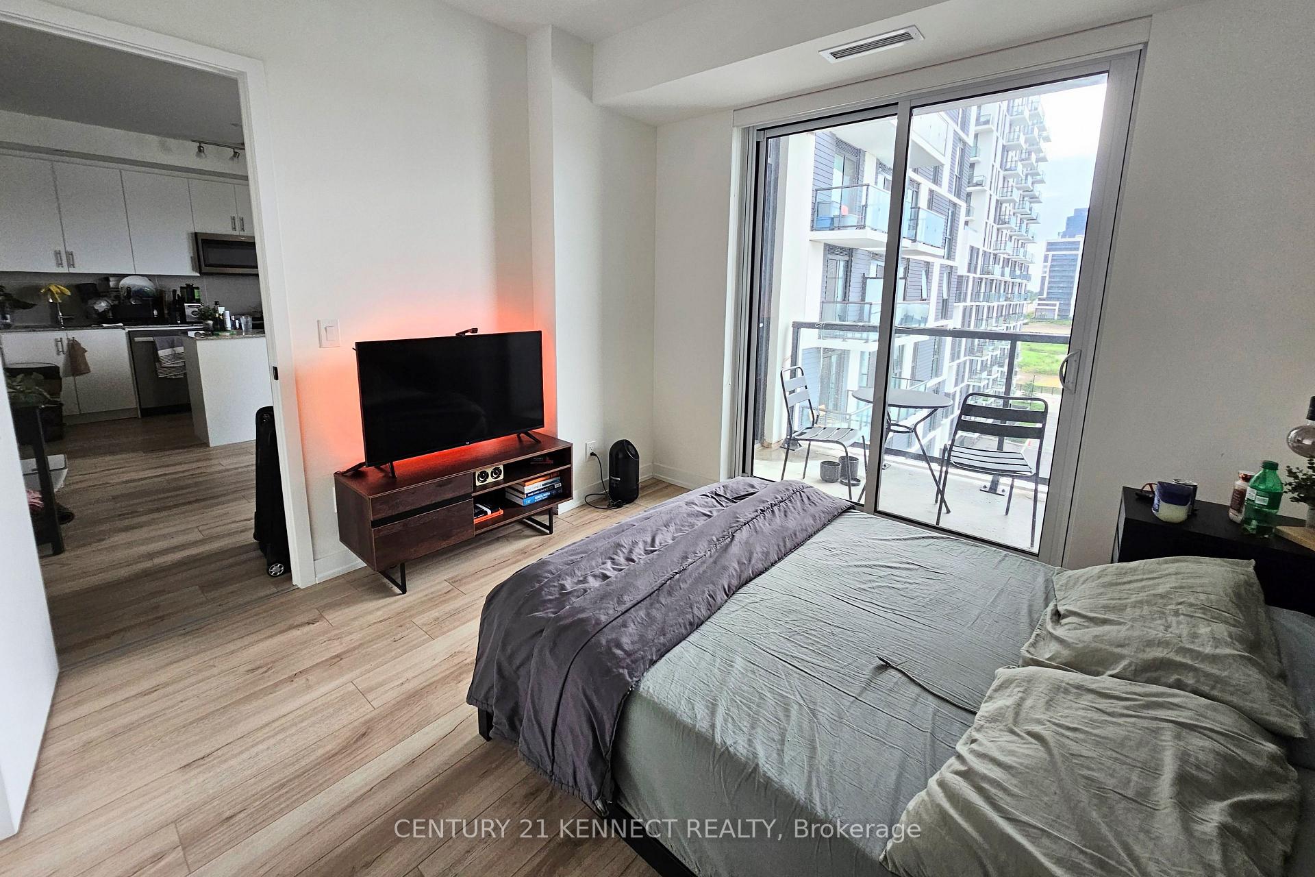 Photo 16 of Unit 702, 335 Wheat Boom Drive, Oakville, Joshua Meadows — HOMEH