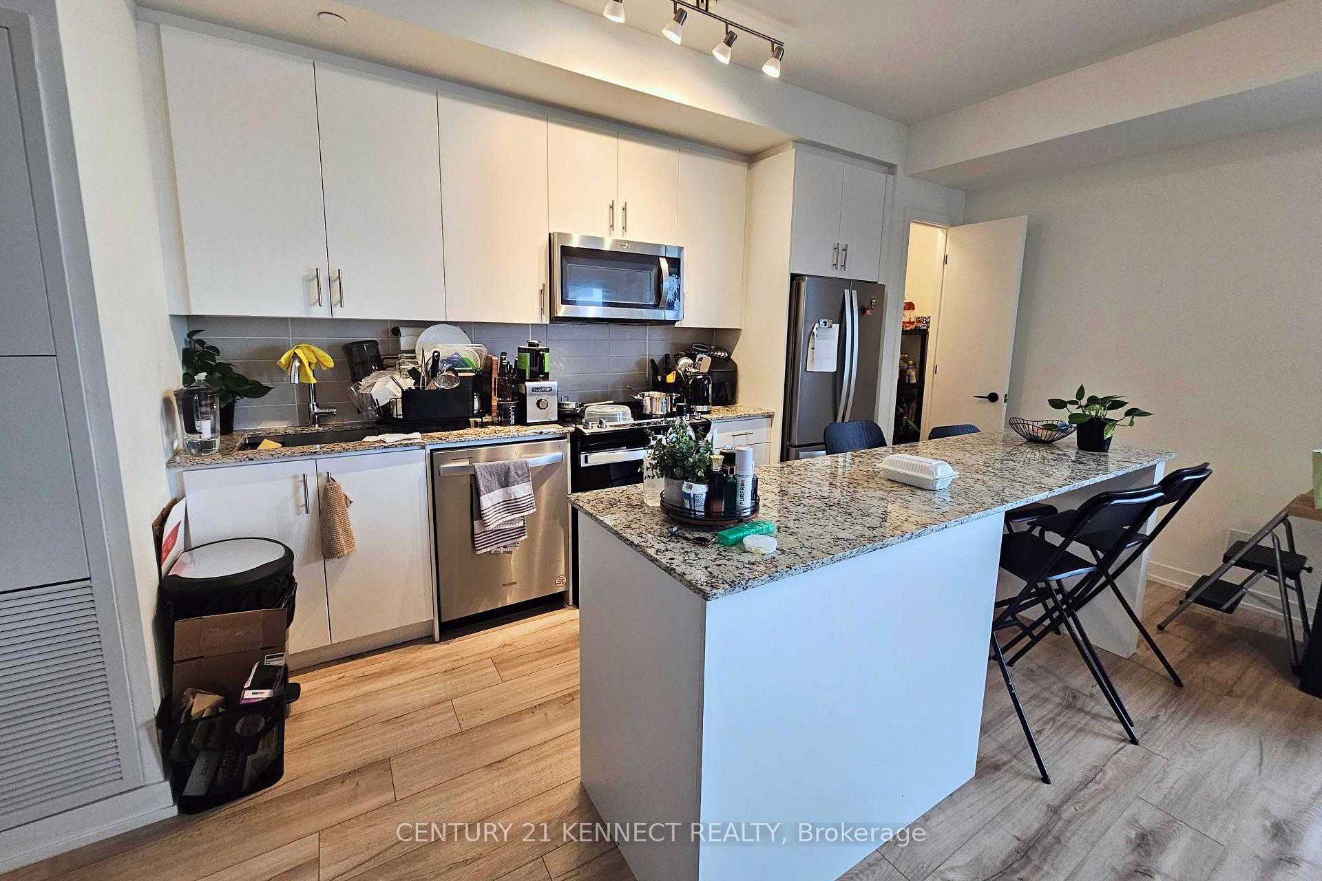 Photo 21 of Unit 702, 335 Wheat Boom Drive, Oakville, Joshua Meadows — HOMEH