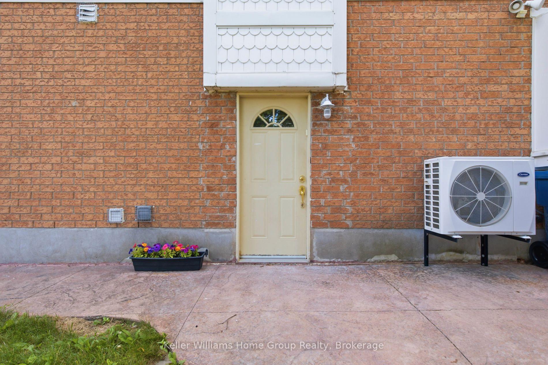 Photo 18 of Unit Bsmt, 23 Lynch Circle, Guelph, Pineridge/Westminster Woods — HOMEH