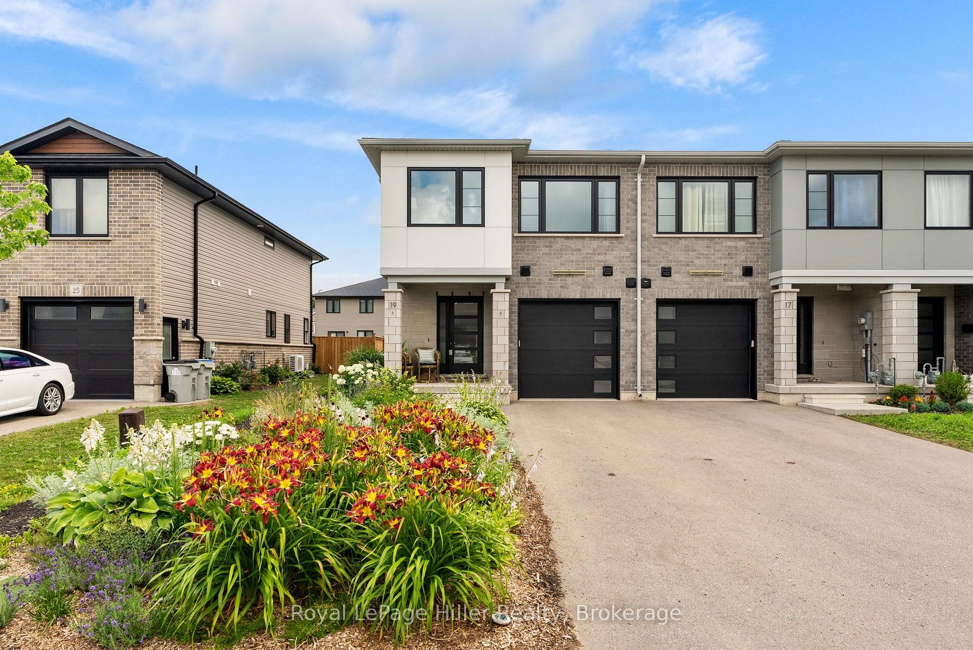 Photo of 19 Trailside Drive