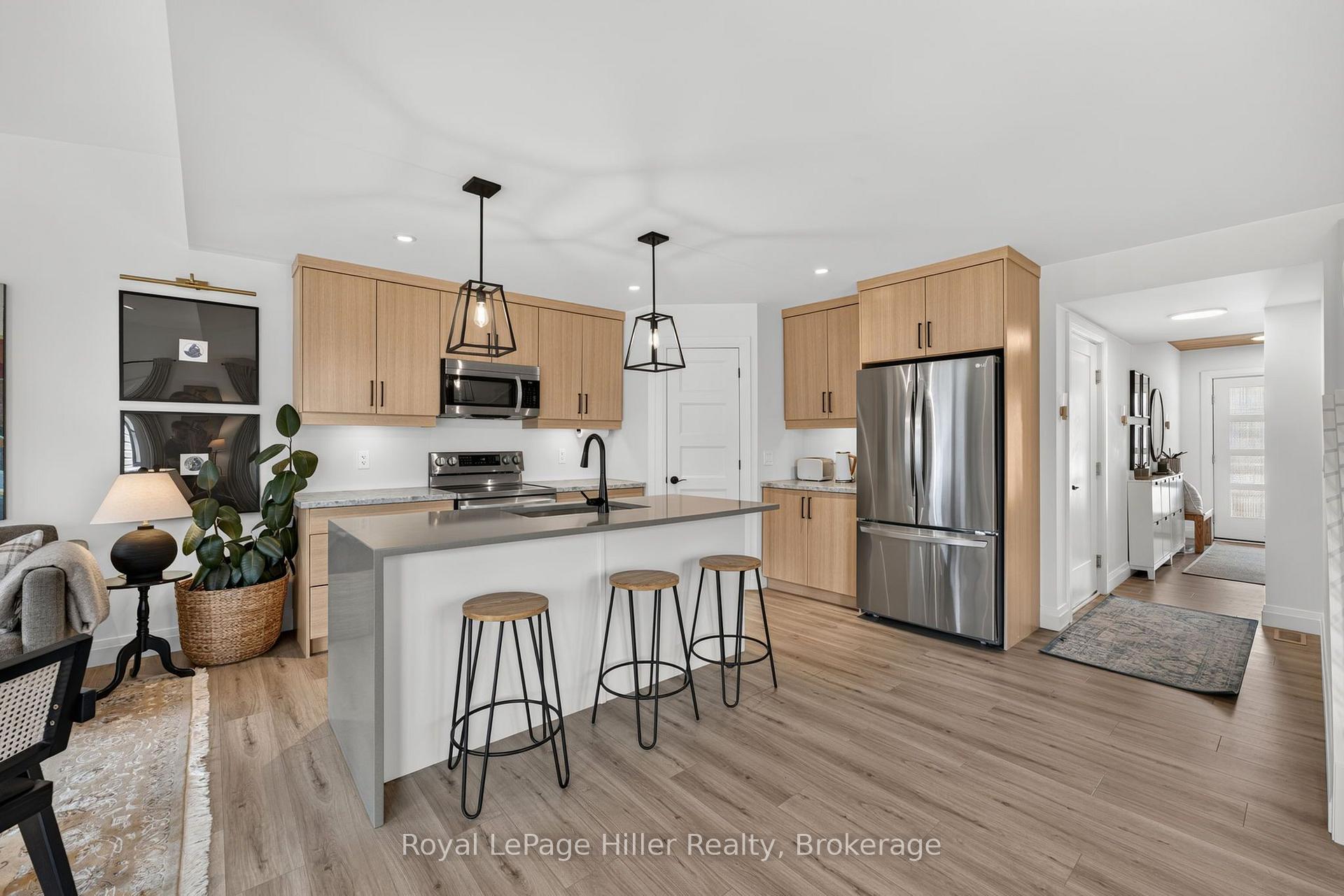 Photo 11 of 19 Trailside Drive, St. Marys — HOMEH