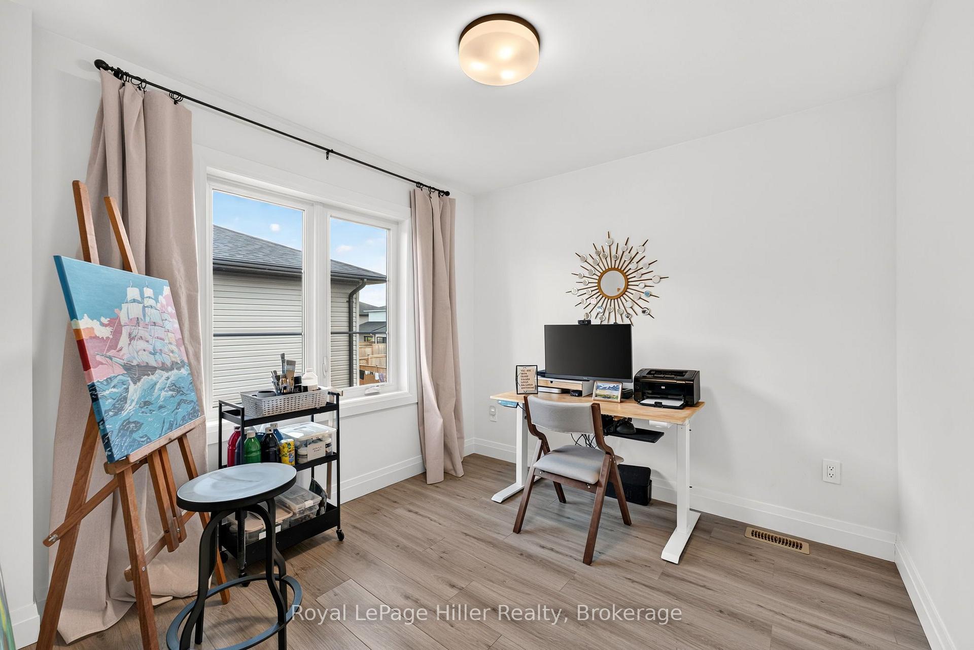 Photo 23 of 19 Trailside Drive, St. Marys — HOMEH