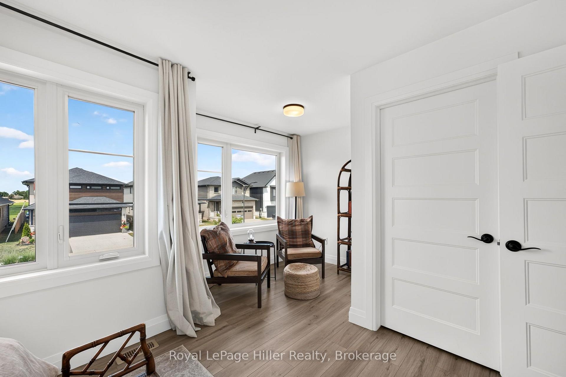 Photo 32 of 19 Trailside Drive, St. Marys — HOMEH