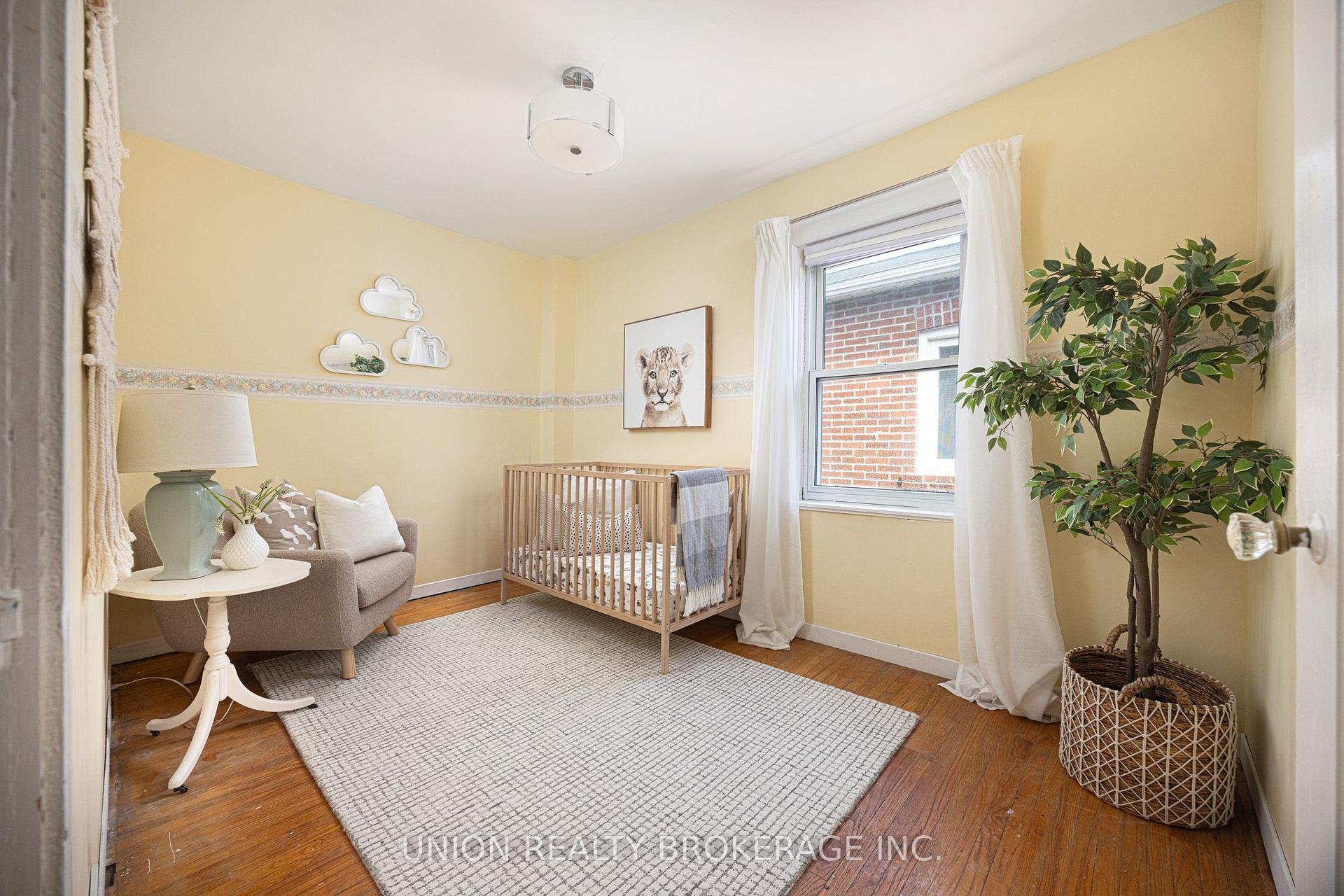 Photo 25 of 12 Durant Avenue, Toronto, Danforth Village-East York — HOMEH