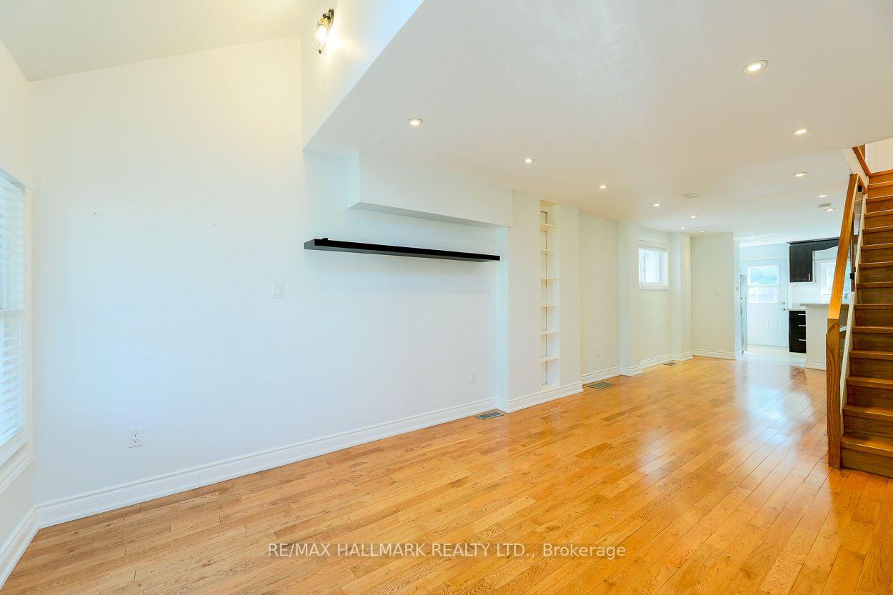 Photo 7 of 527 Craven Road, Toronto, Greenwood-Coxwell — HOMEH
